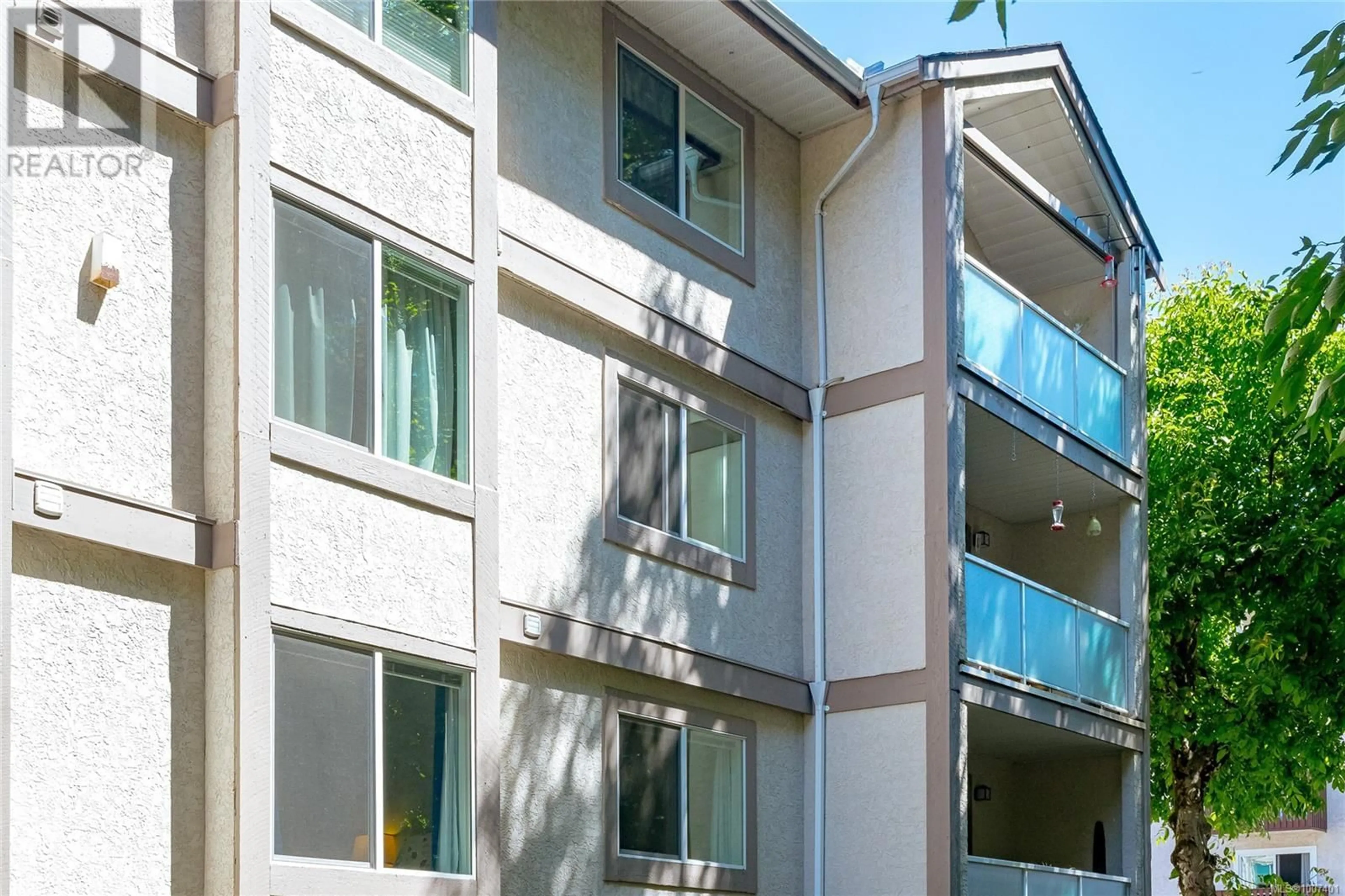 Balcony in the apartment, building for 202 - 254 FIRST STREET, Duncan British Columbia V9L1R2