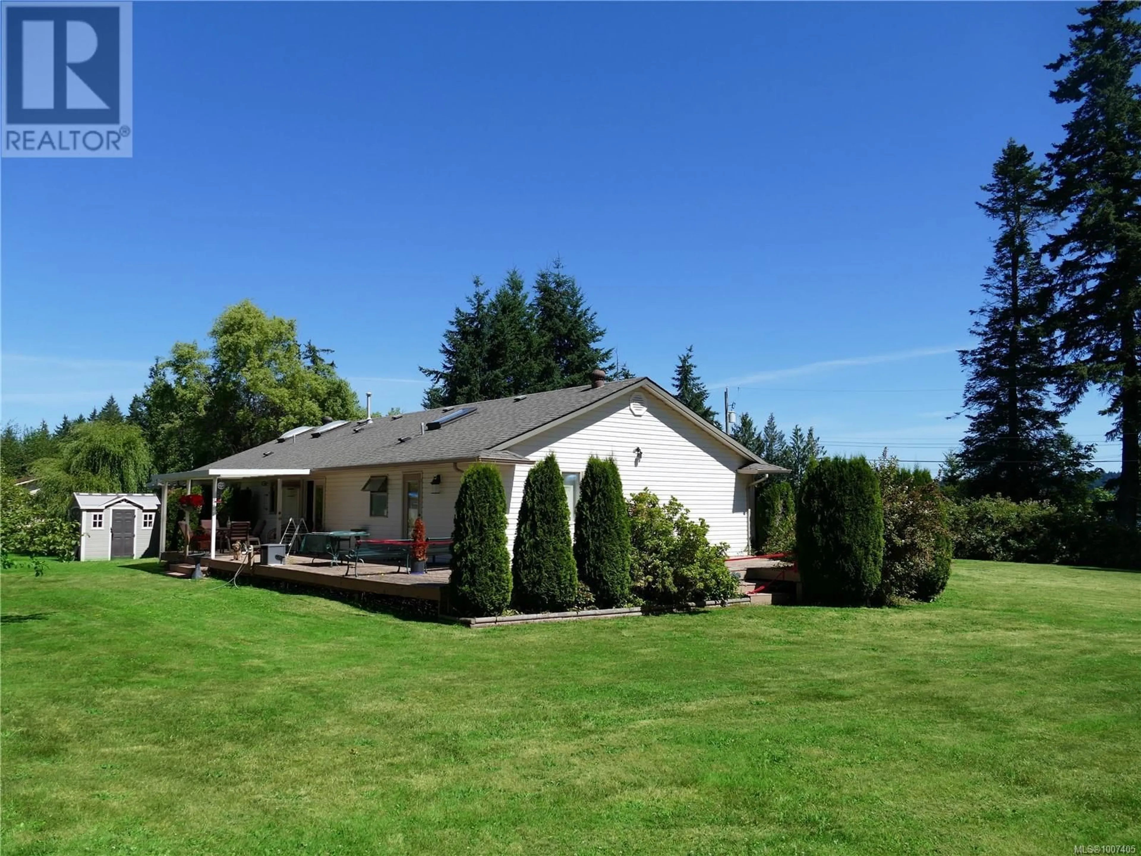 A pic from outside/outdoor area/front of a property/back of a property/a pic from drone, unknown for 6637 WALKER FRONTAGE ROAD, Fanny Bay British Columbia V0R1W0