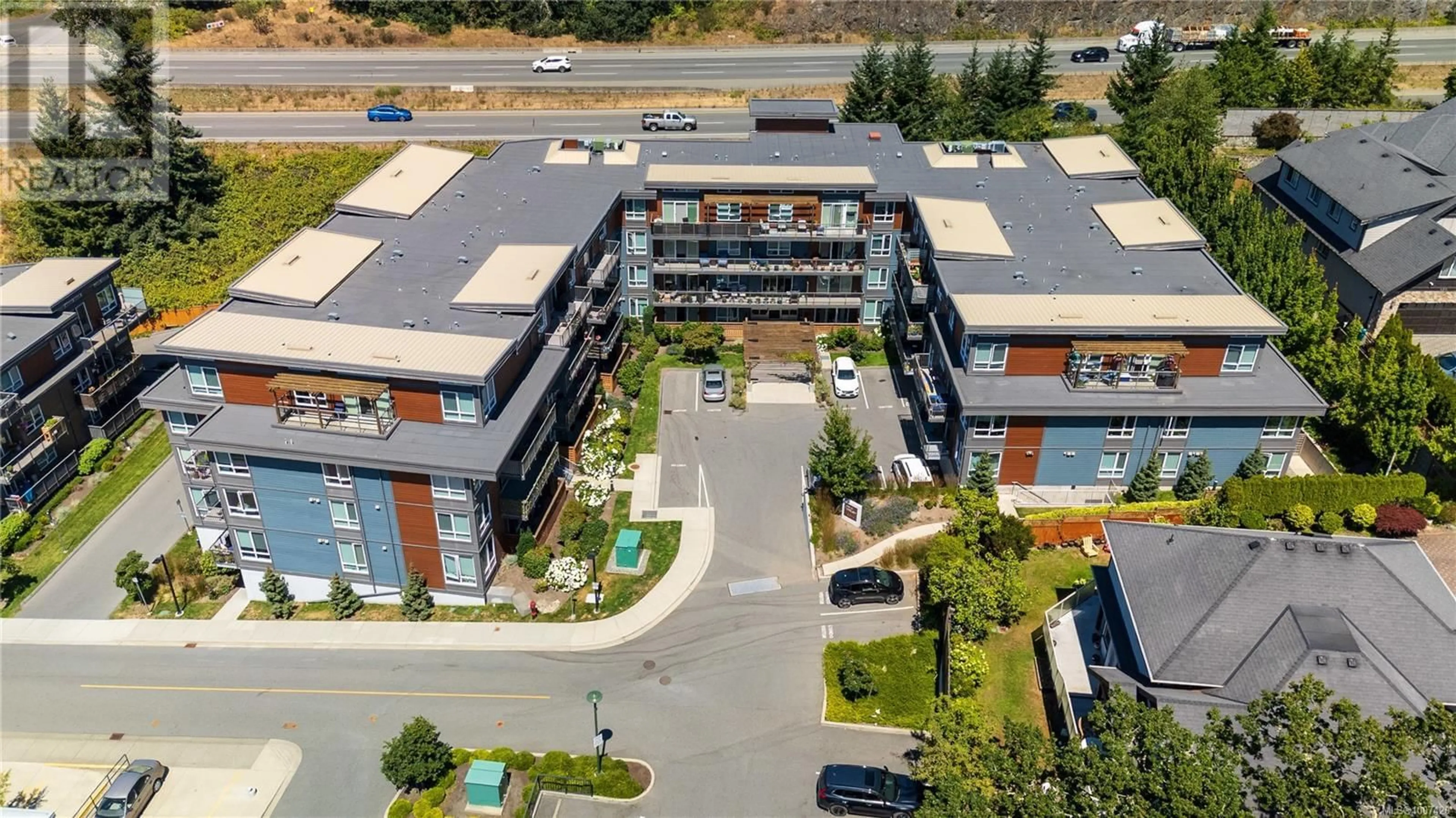 A pic from outside/outdoor area/front of a property/back of a property/a pic from drone, unknown for 206 - 110 PRESLEY PLACE, View Royal British Columbia V9B0H5