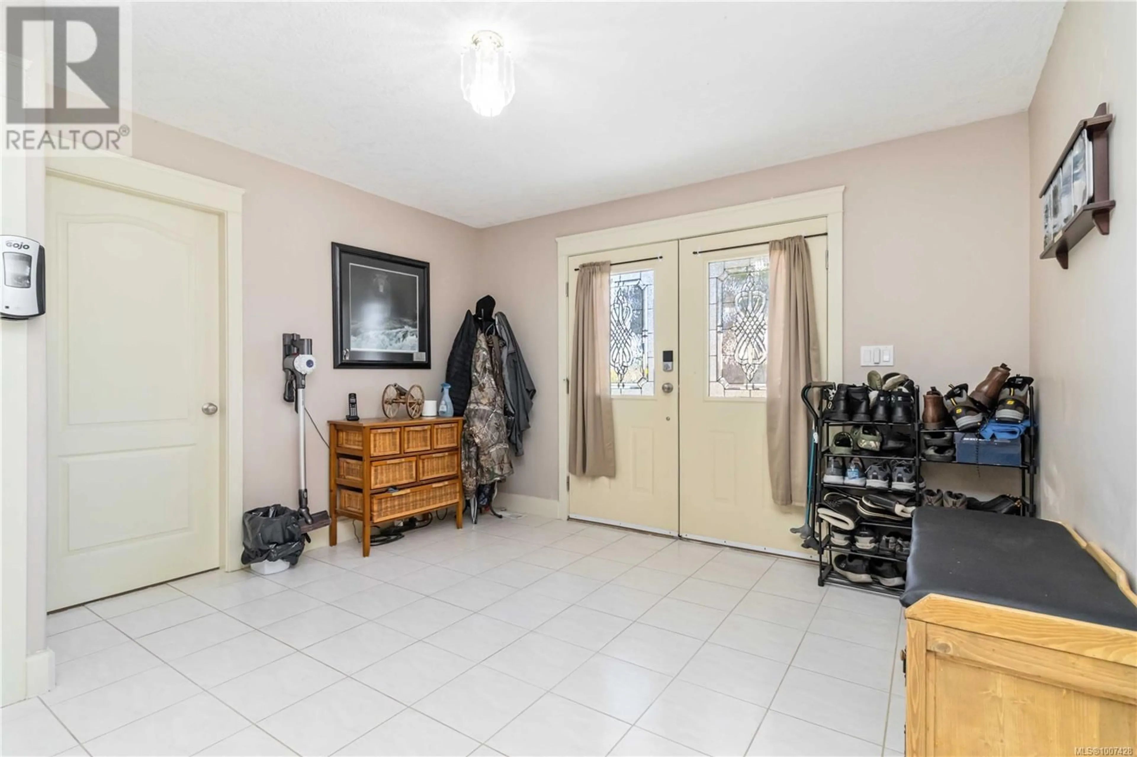 Unknown for 6260 ELAINE WAY, Central Saanich British Columbia V8Z6A1