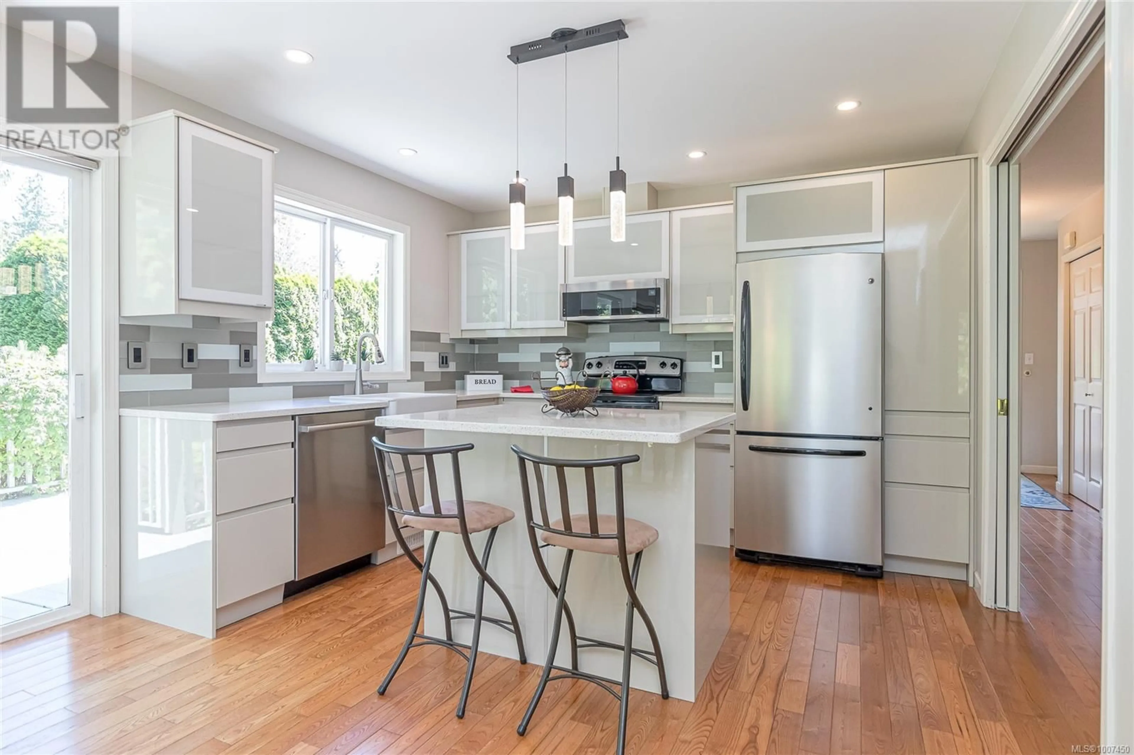 Unknown for 677 WINDWARD WAY, Qualicum Beach British Columbia V9K2K4
