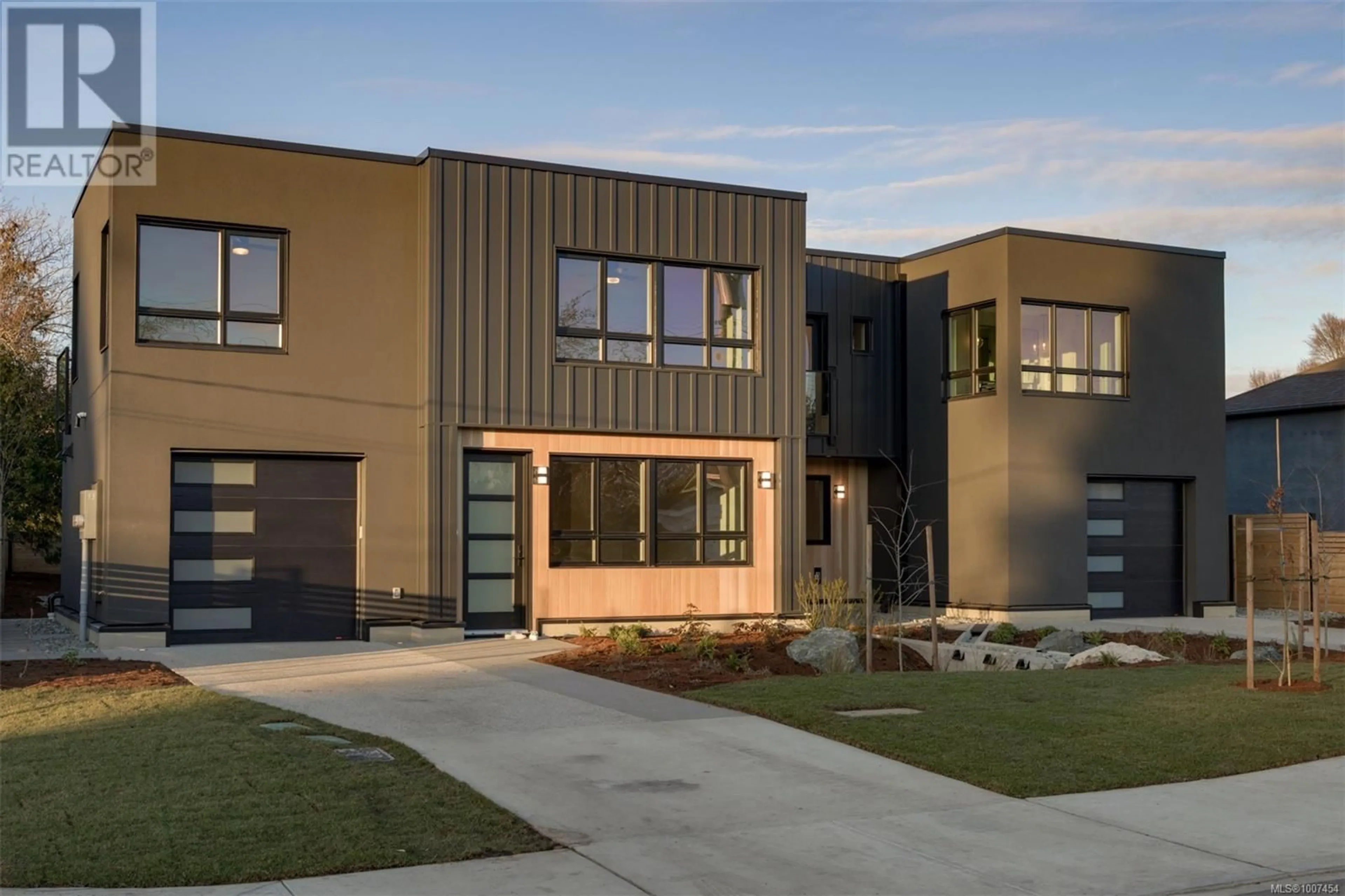 Home with brick exterior material, street for 1968 KINGS ROAD, Saanich British Columbia V8R2P5