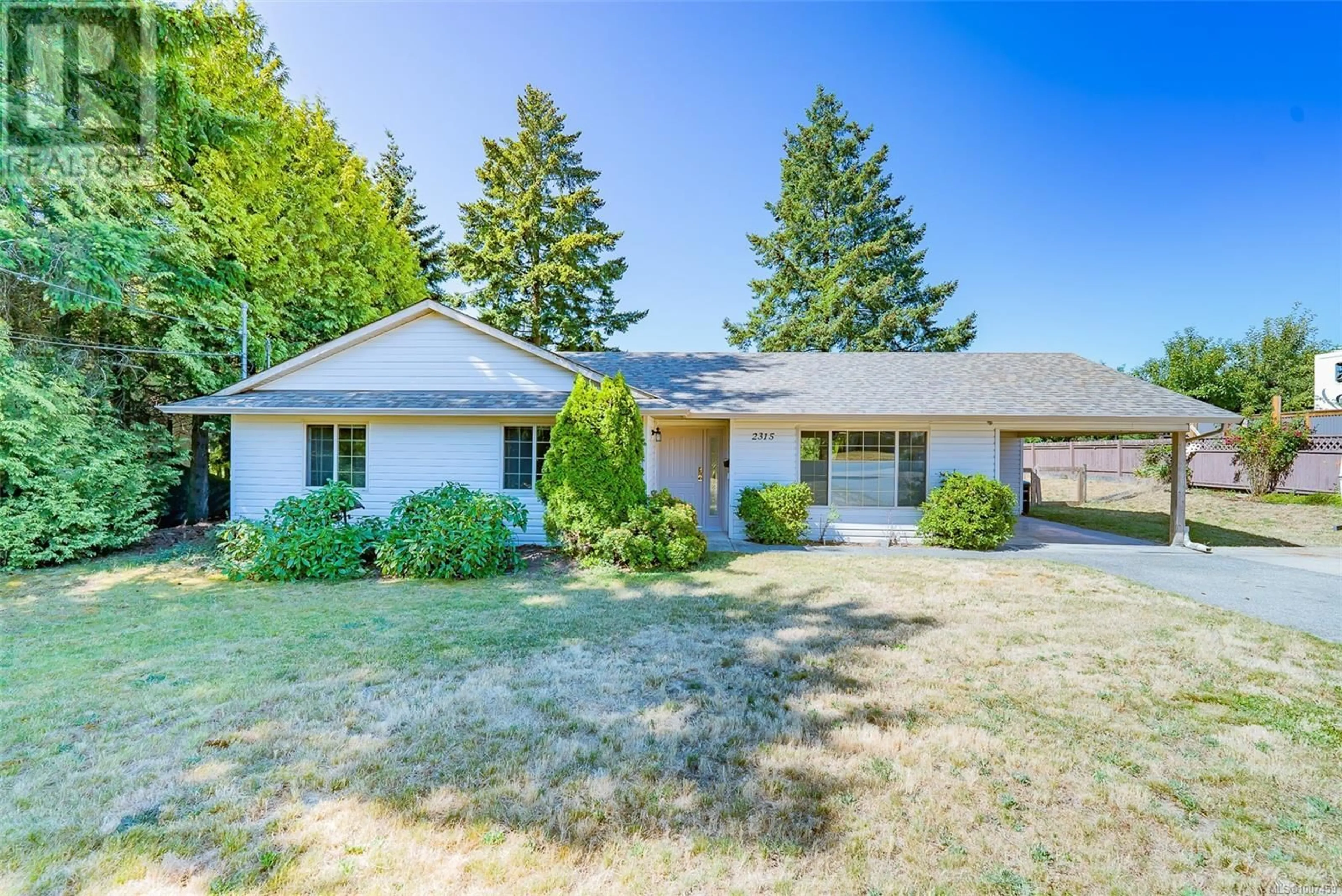A pic from outside/outdoor area/front of a property/back of a property/a pic from drone, street for 2315 ROSSTOWN ROAD, Nanaimo British Columbia V9T3R4