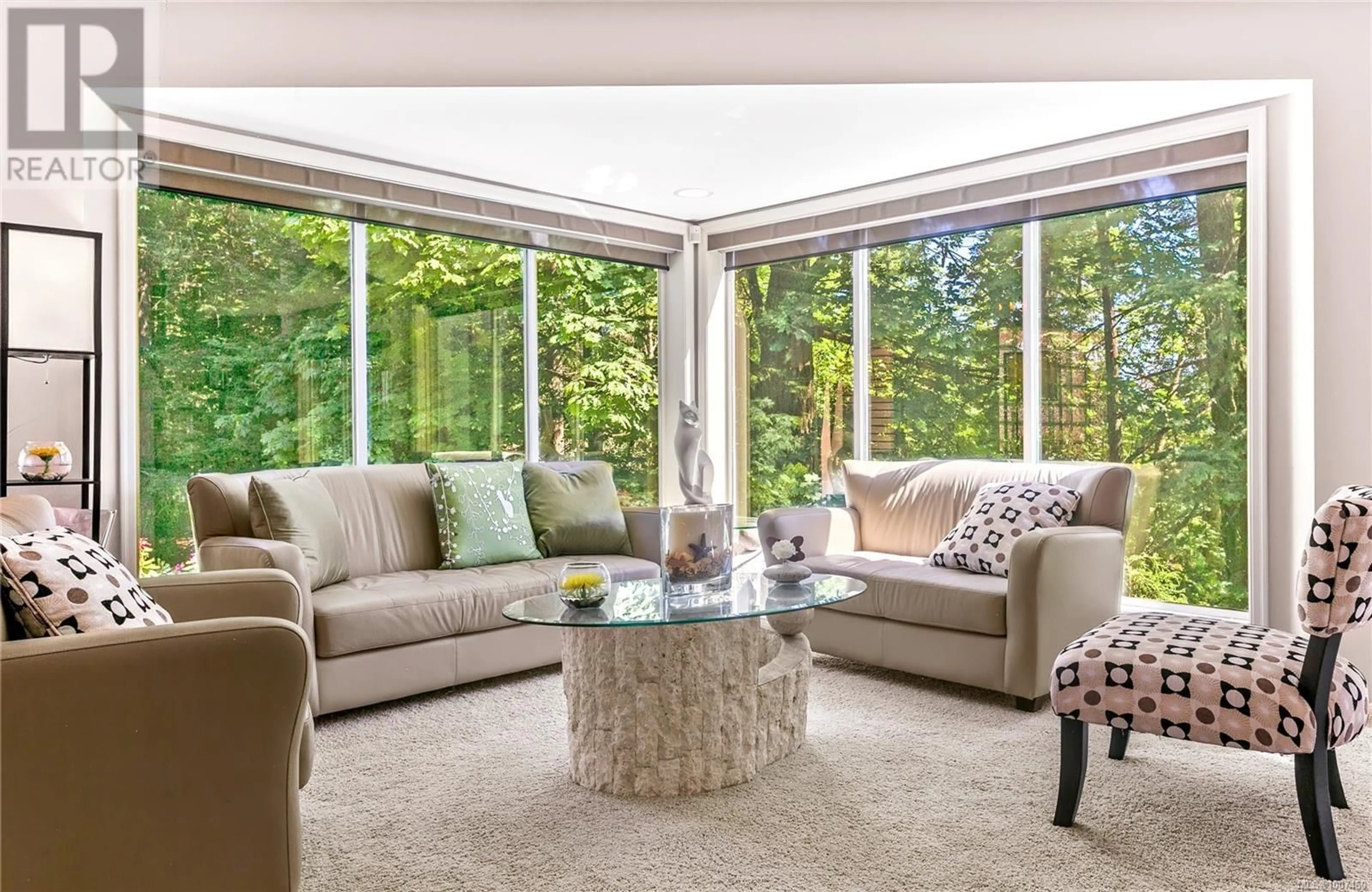 Living room with furniture, unknown for 8152 WOODWYN TERRACE, Central Saanich British Columbia V8M1S2