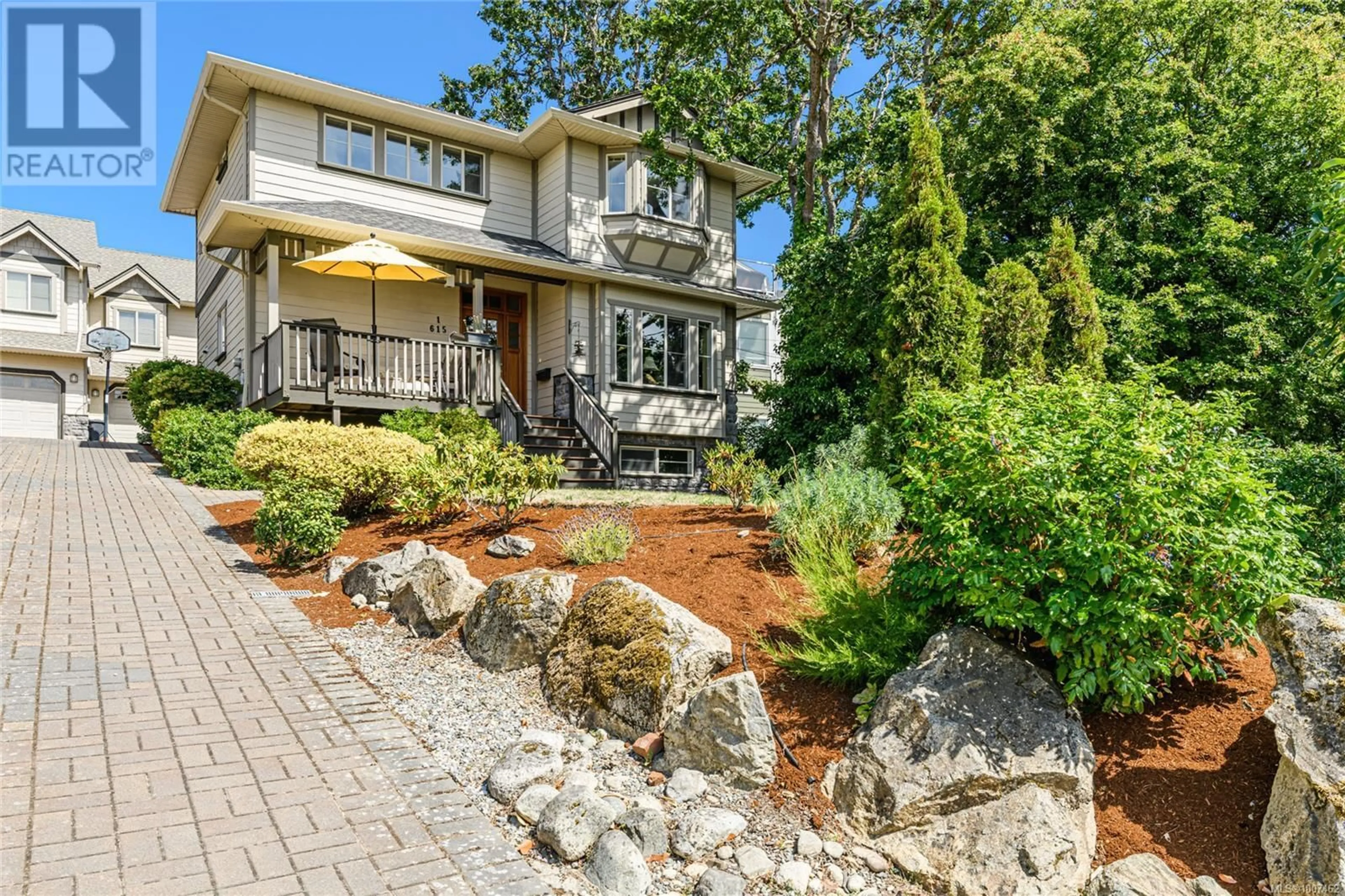 Home with brick exterior material, street for 1 - 615 DRAKE AVENUE, Esquimalt British Columbia V9A6K4