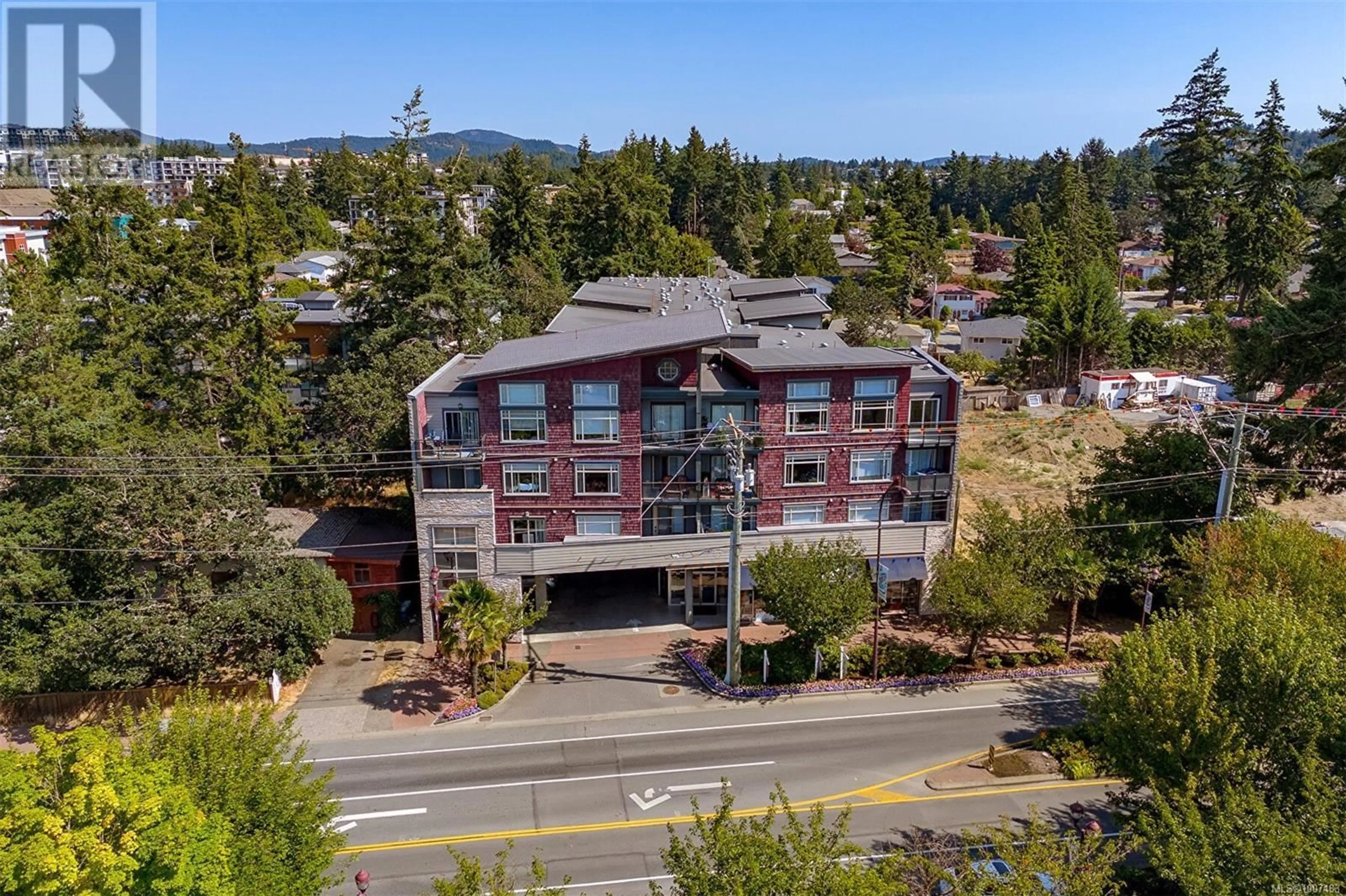 A pic from outside/outdoor area/front of a property/back of a property/a pic from drone, unknown for 404 - 844 GOLDSTREAM AVENUE, Langford British Columbia V9B2X7