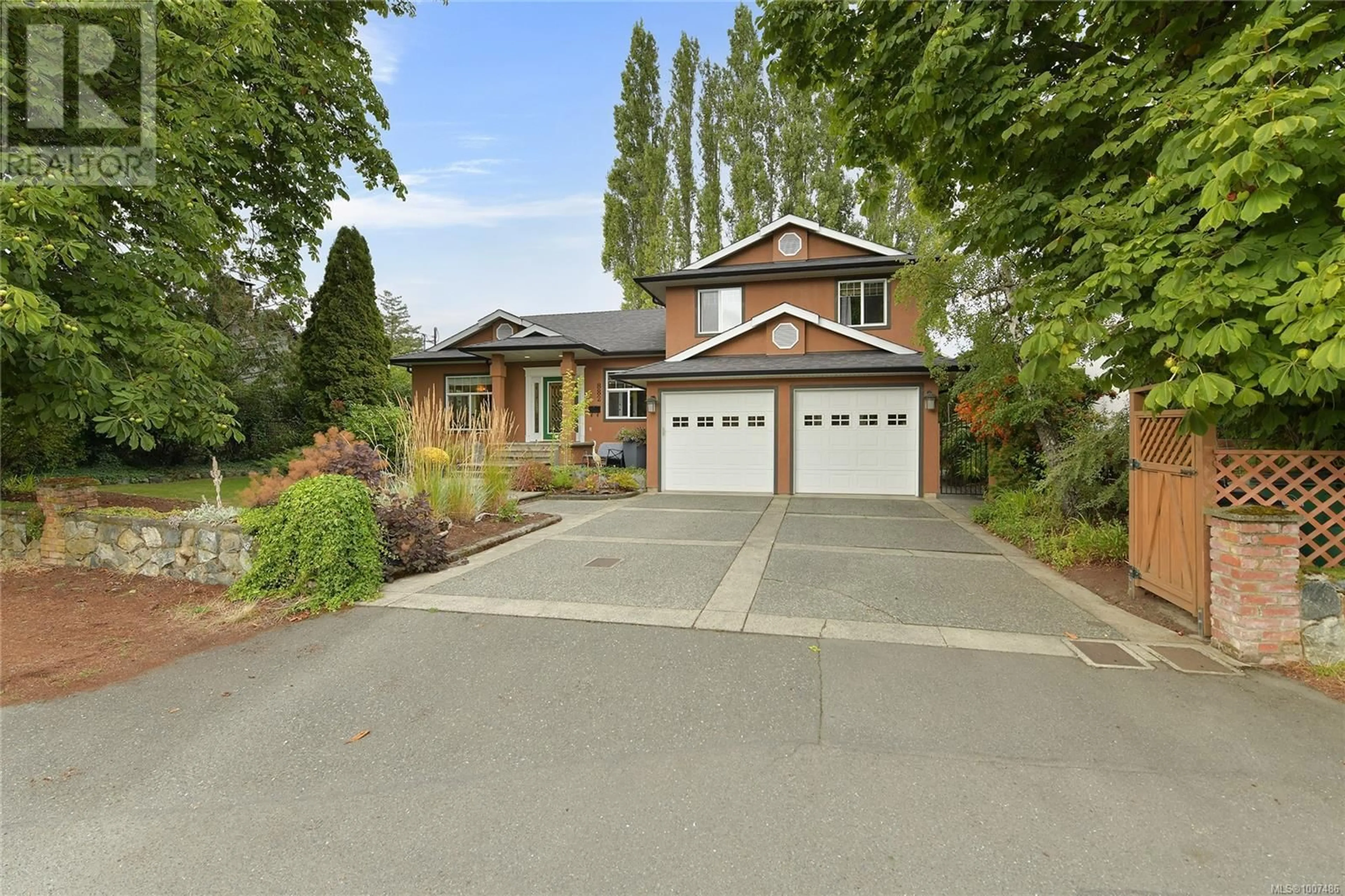 Unknown for 882 CANTERBURY ROAD, Saanich British Columbia V8X3E6
