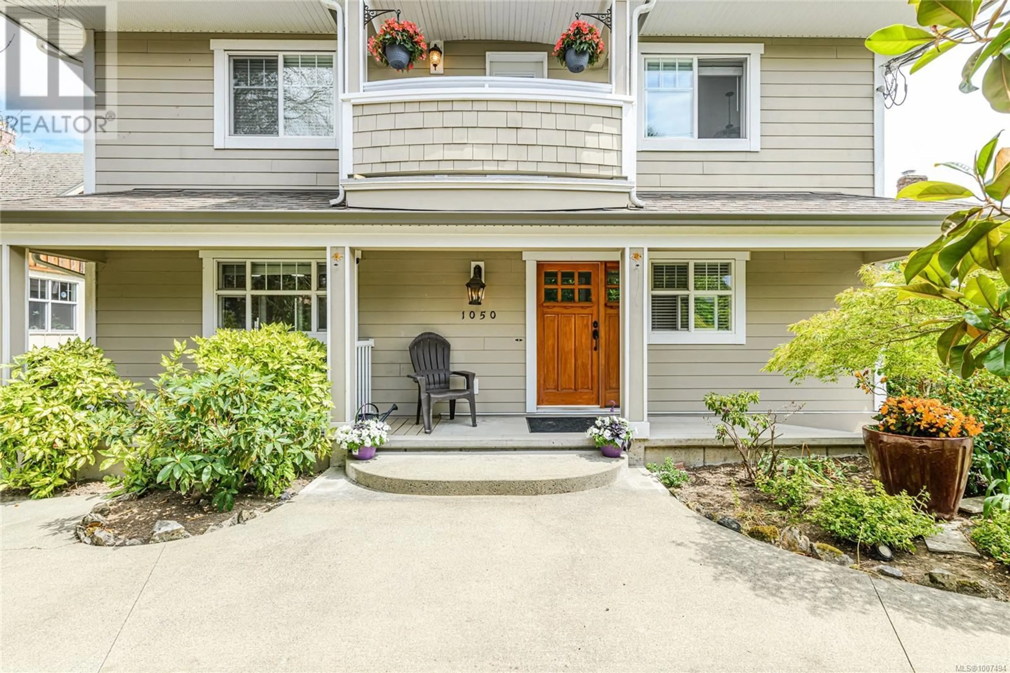 Indoor entryway for 1050 HOLMES STREET, Duncan British Columbia V9L2C8