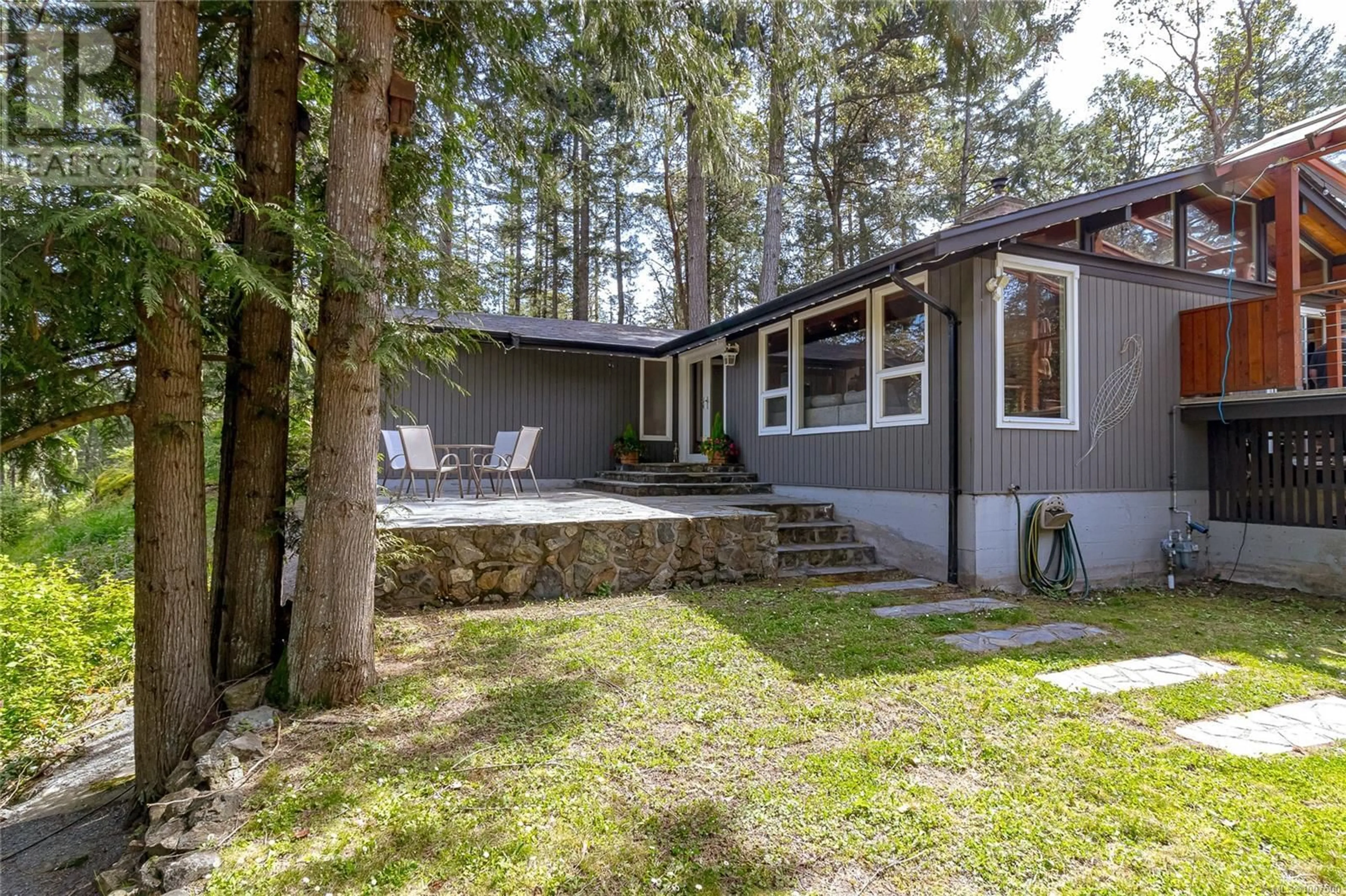 Unknown for 665 LATORIA ROAD, Colwood British Columbia V9C3A3