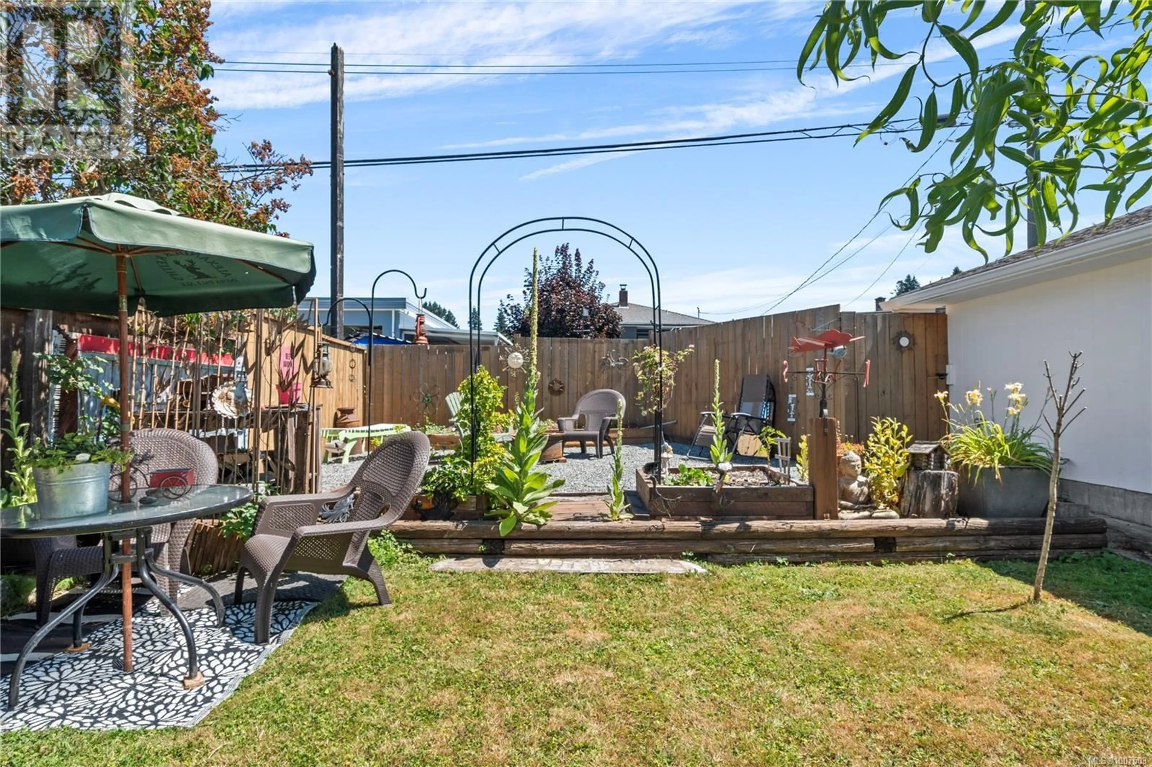 Patio, unknown for 3773 14TH AVENUE, Port Alberni British Columbia V9Y5B8