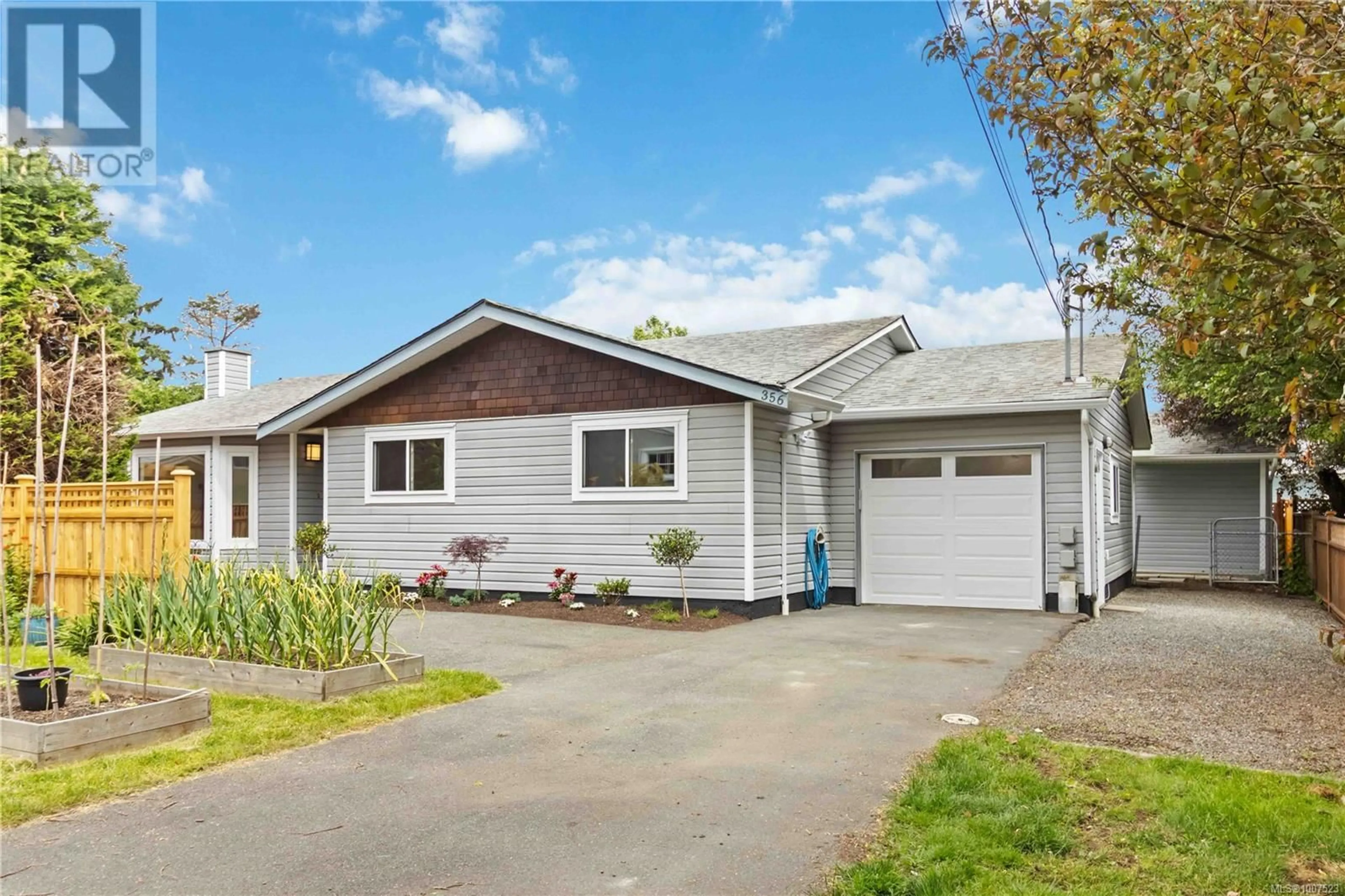 Home with vinyl exterior material, street for 356 CAMPBELL STREET, Duncan British Columbia V9L3H8