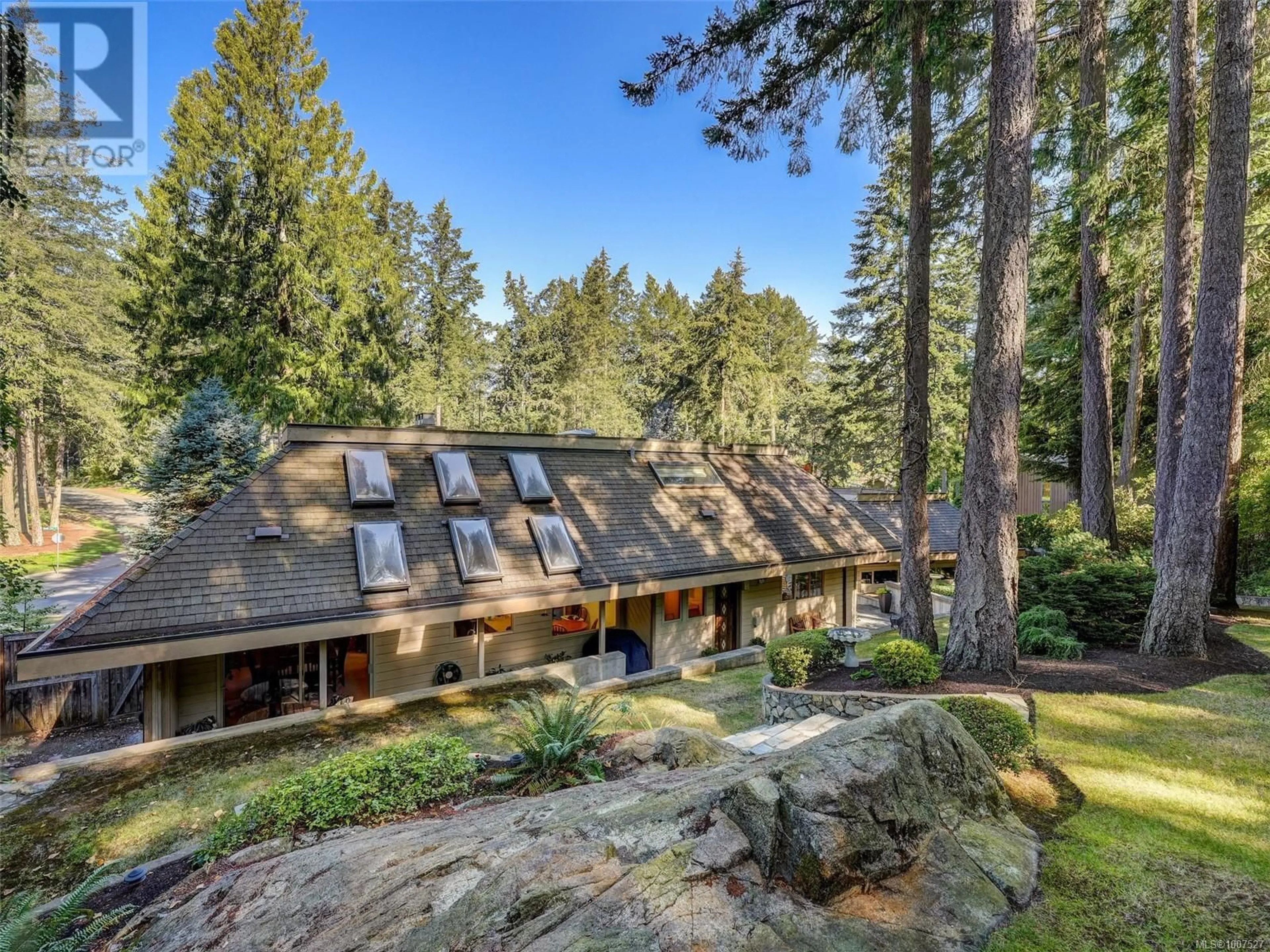 Unknown for 4469 EMILY CARR DRIVE, Saanich British Columbia V8X2N5