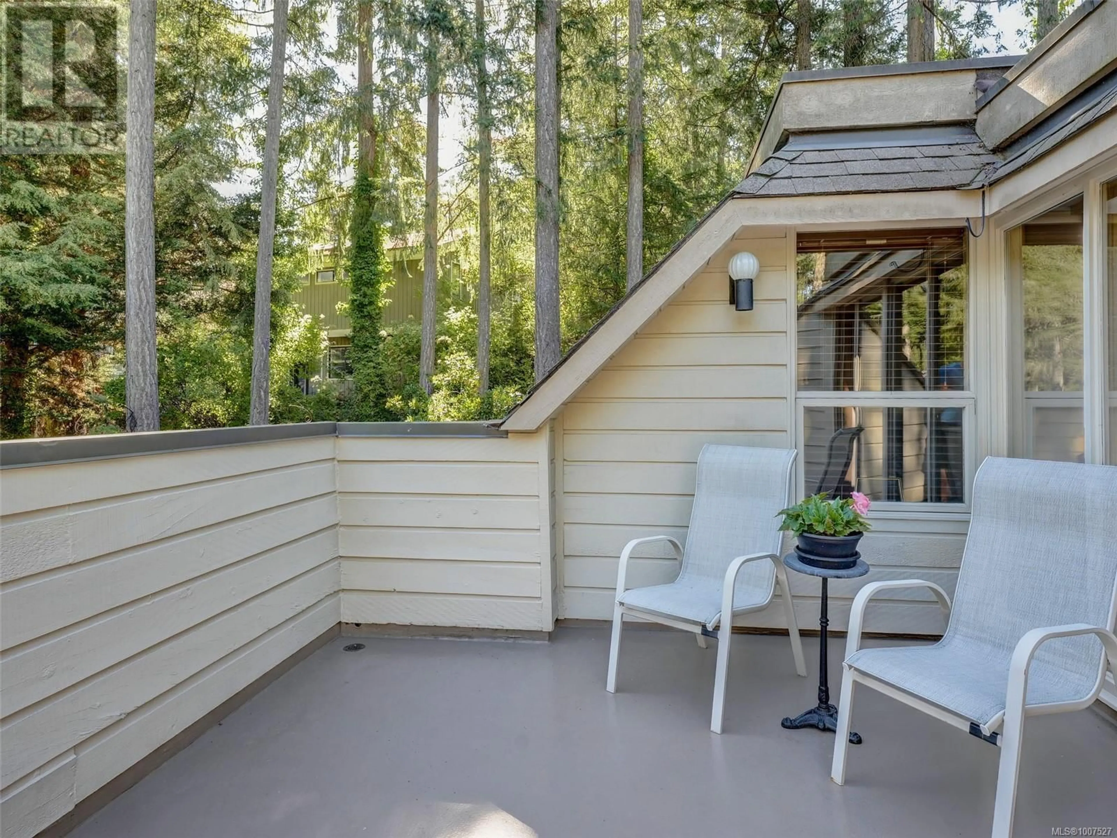 Patio, forest/trees view for 4469 EMILY CARR DRIVE, Saanich British Columbia V8X2N5