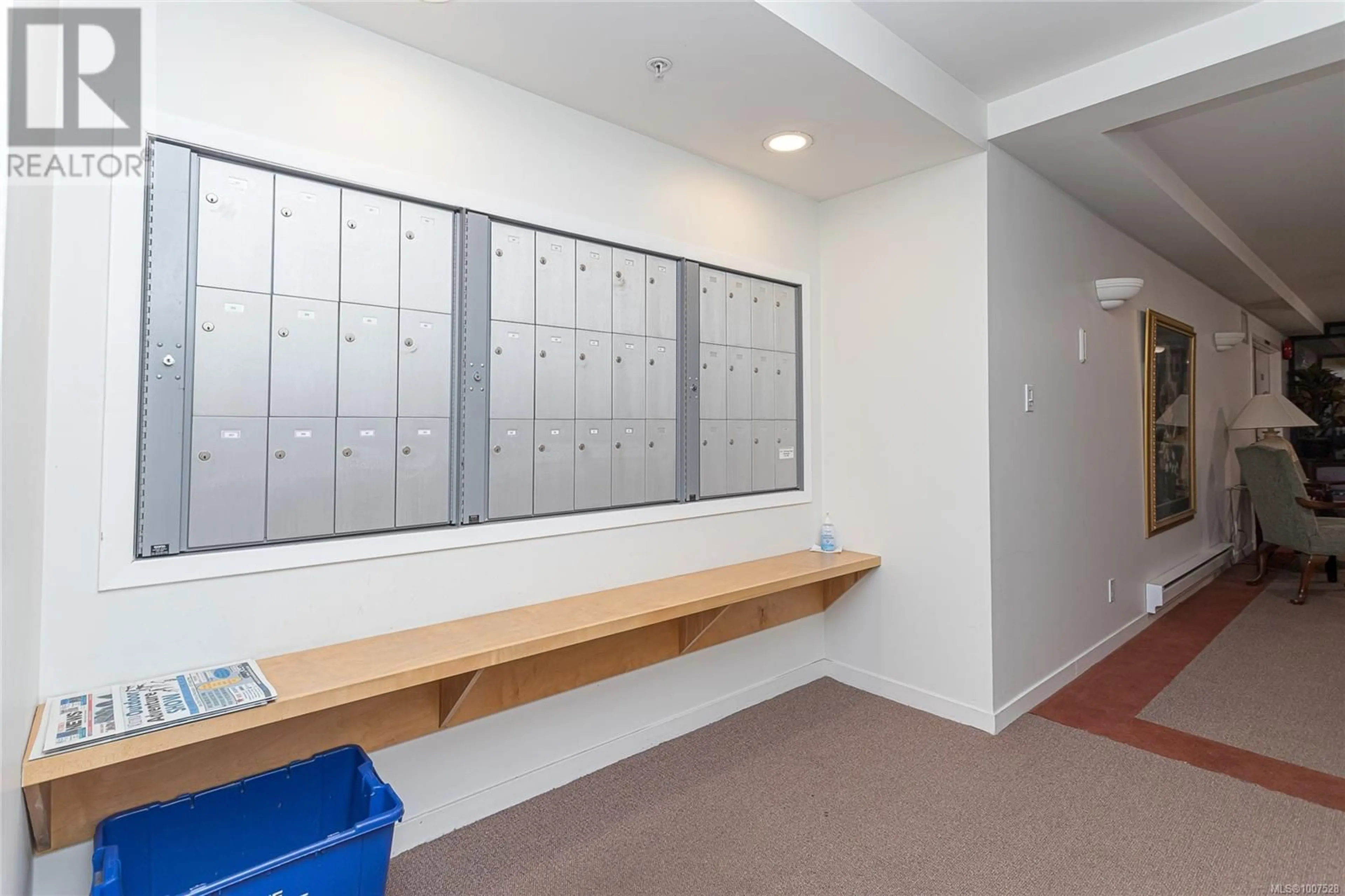 Unknown for 205 - 520 FOSTER STREET, Esquimalt British Columbia V9A3R4