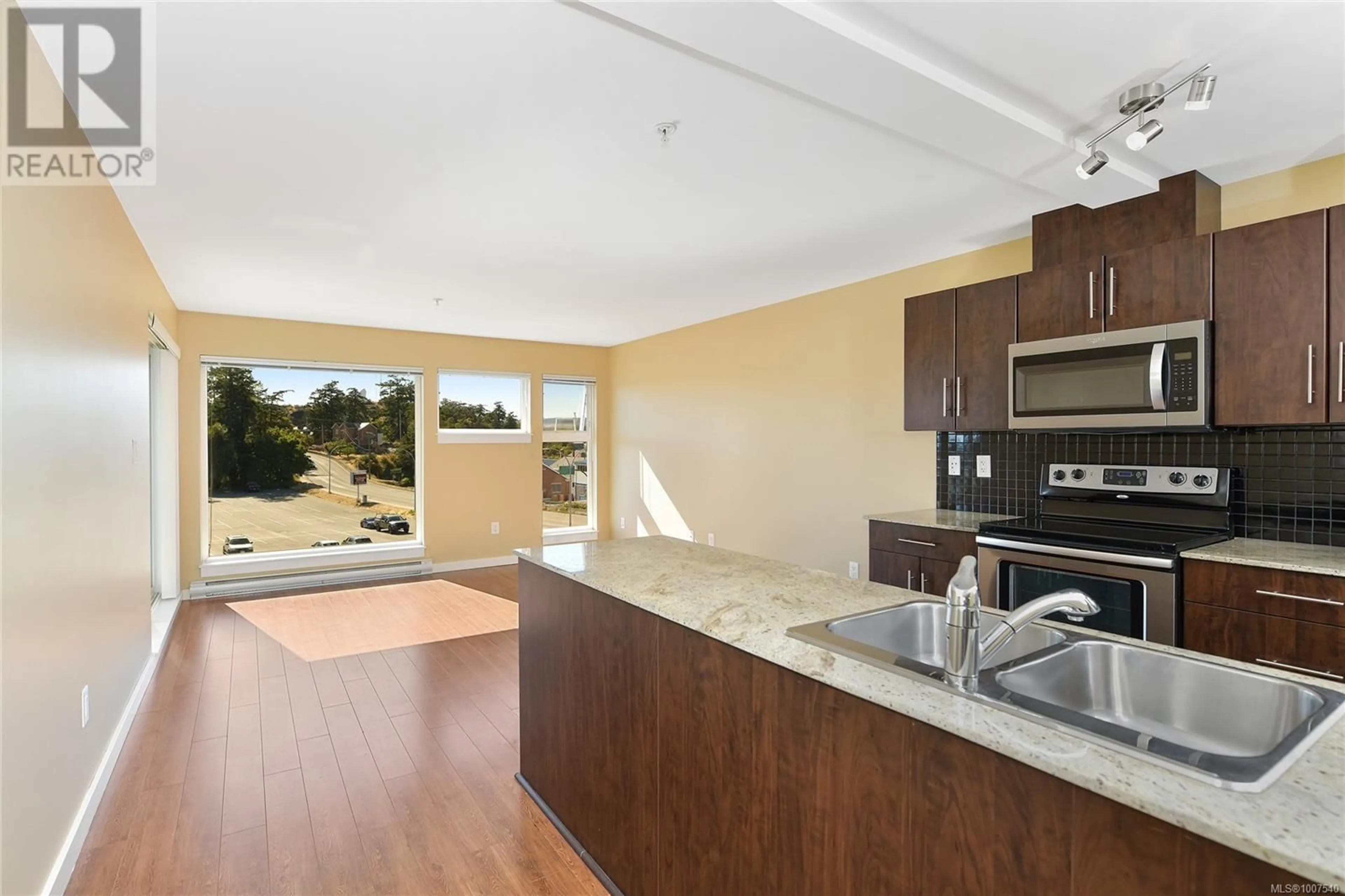 Open concept kitchen, unknown for 311 - 1405 ESQUIMALT ROAD, Esquimalt British Columbia V9A3L9