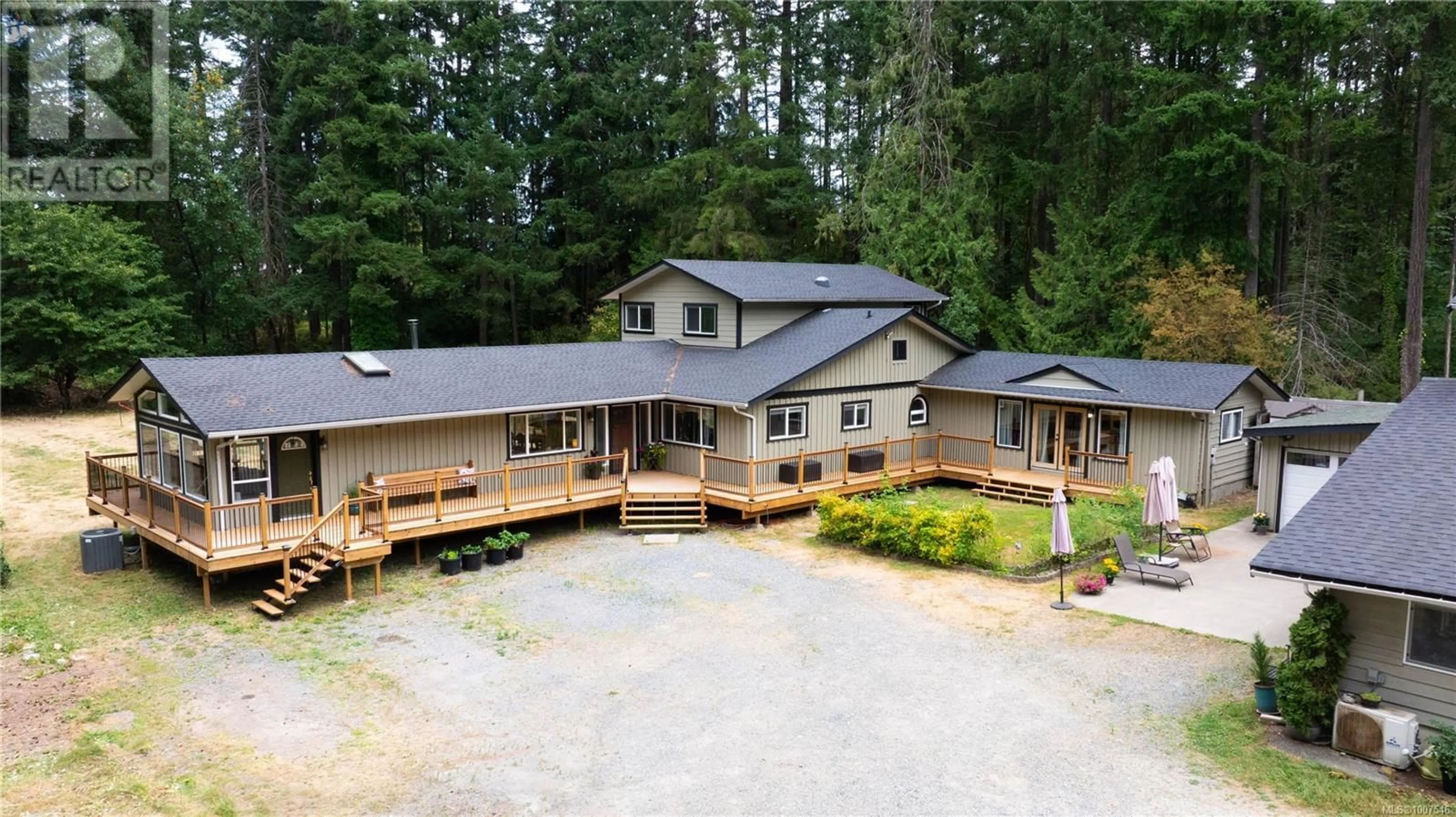 A pic from outside/outdoor area/front of a property/back of a property/a pic from drone, unknown for 1205 BRAITHWAITE DRIVE, Cobble Hill British Columbia V8H0G3