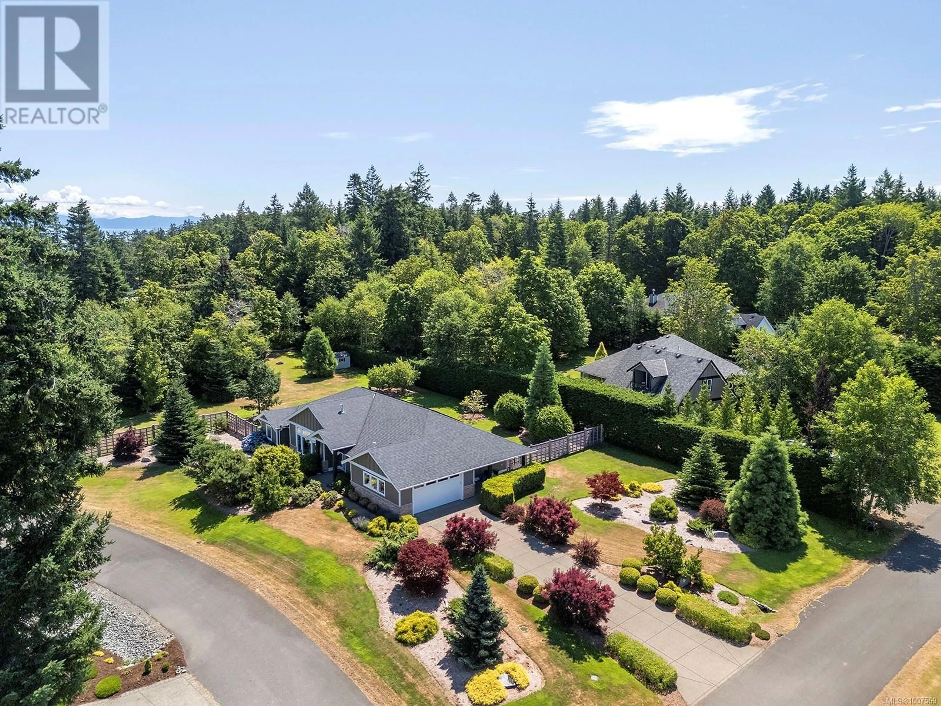A pic from outside/outdoor area/front of a property/back of a property/a pic from drone, mountain view for 1726 KINCORA GROVE, Comox British Columbia V9M4C5