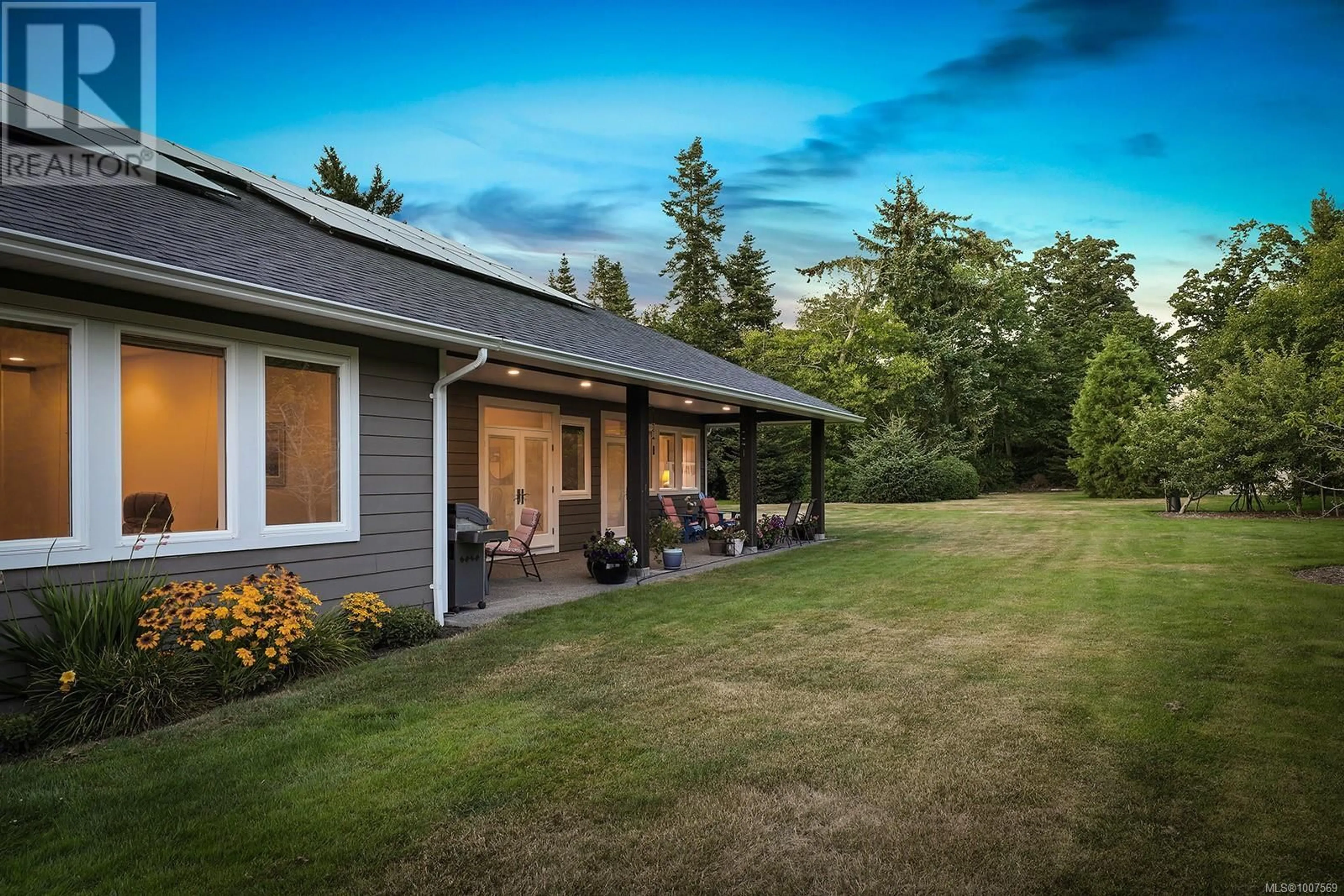 Patio, unknown for 1726 KINCORA GROVE, Comox British Columbia V9M4C5