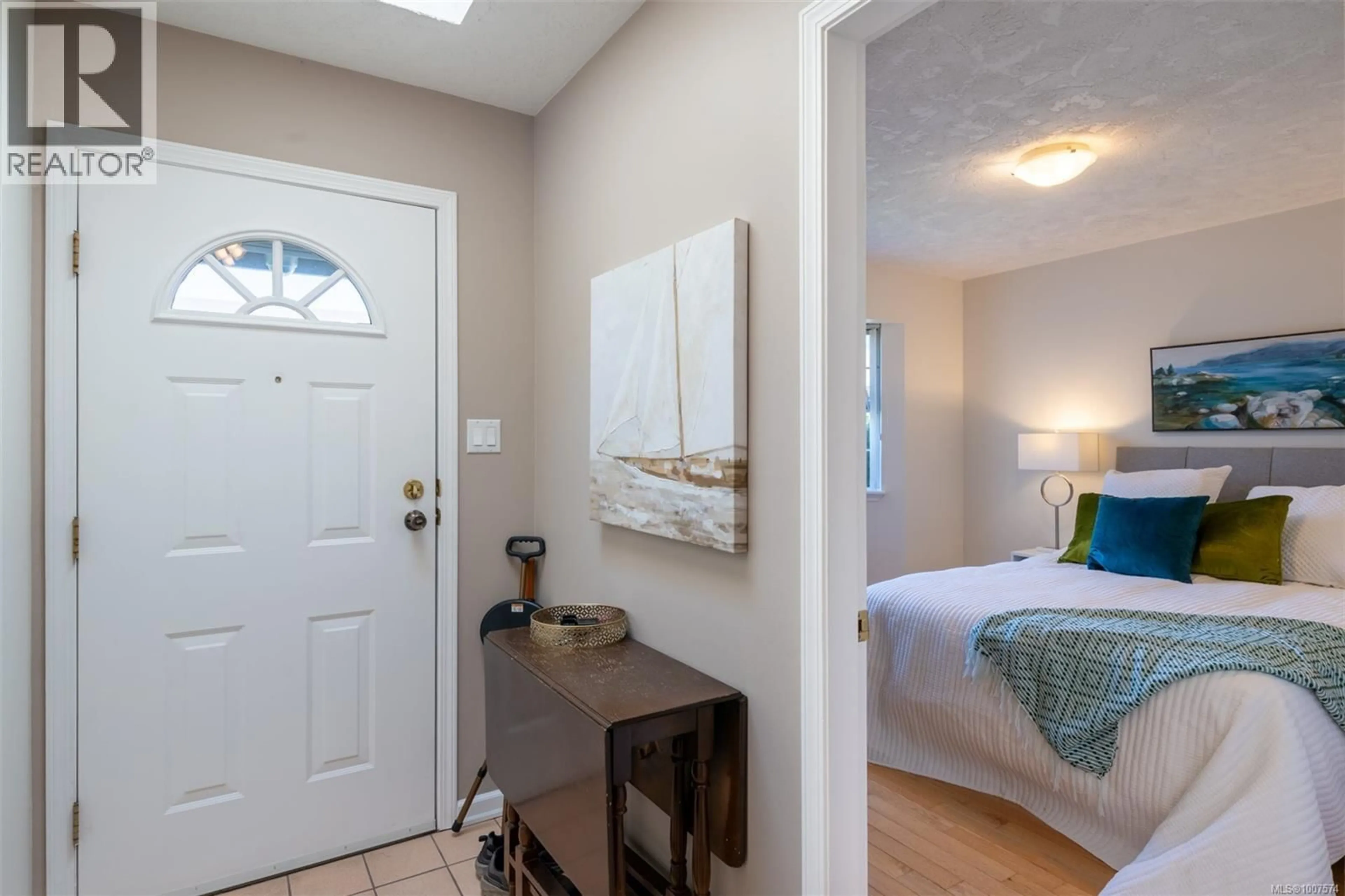 Indoor entryway for 46 - 2600 FERGUSON ROAD, Central Saanich British Columbia V8M2C1