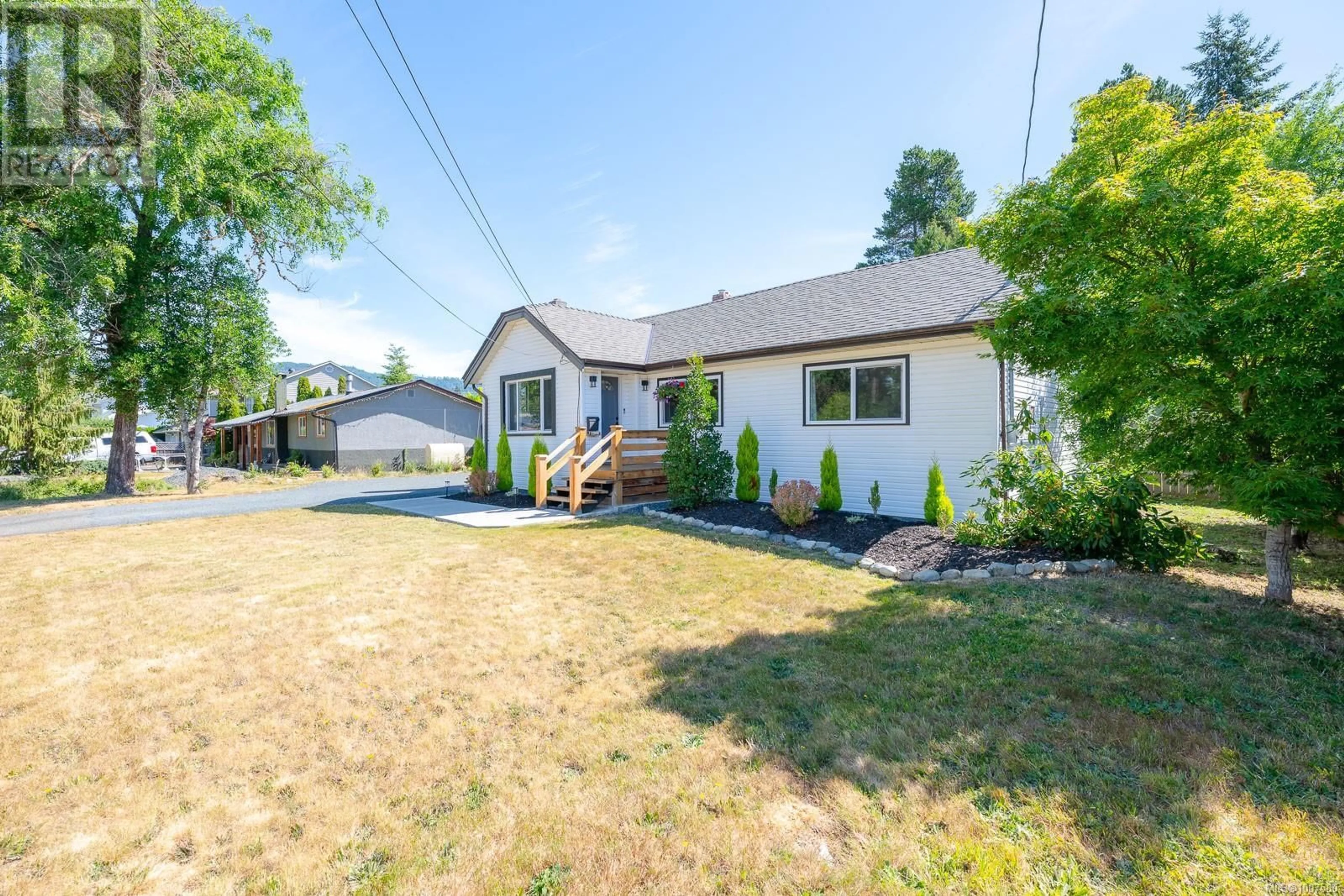 A pic from outside/outdoor area/front of a property/back of a property/a pic from drone, street for 5265 IAN AVENUE, Port Alberni British Columbia V9Y6V9