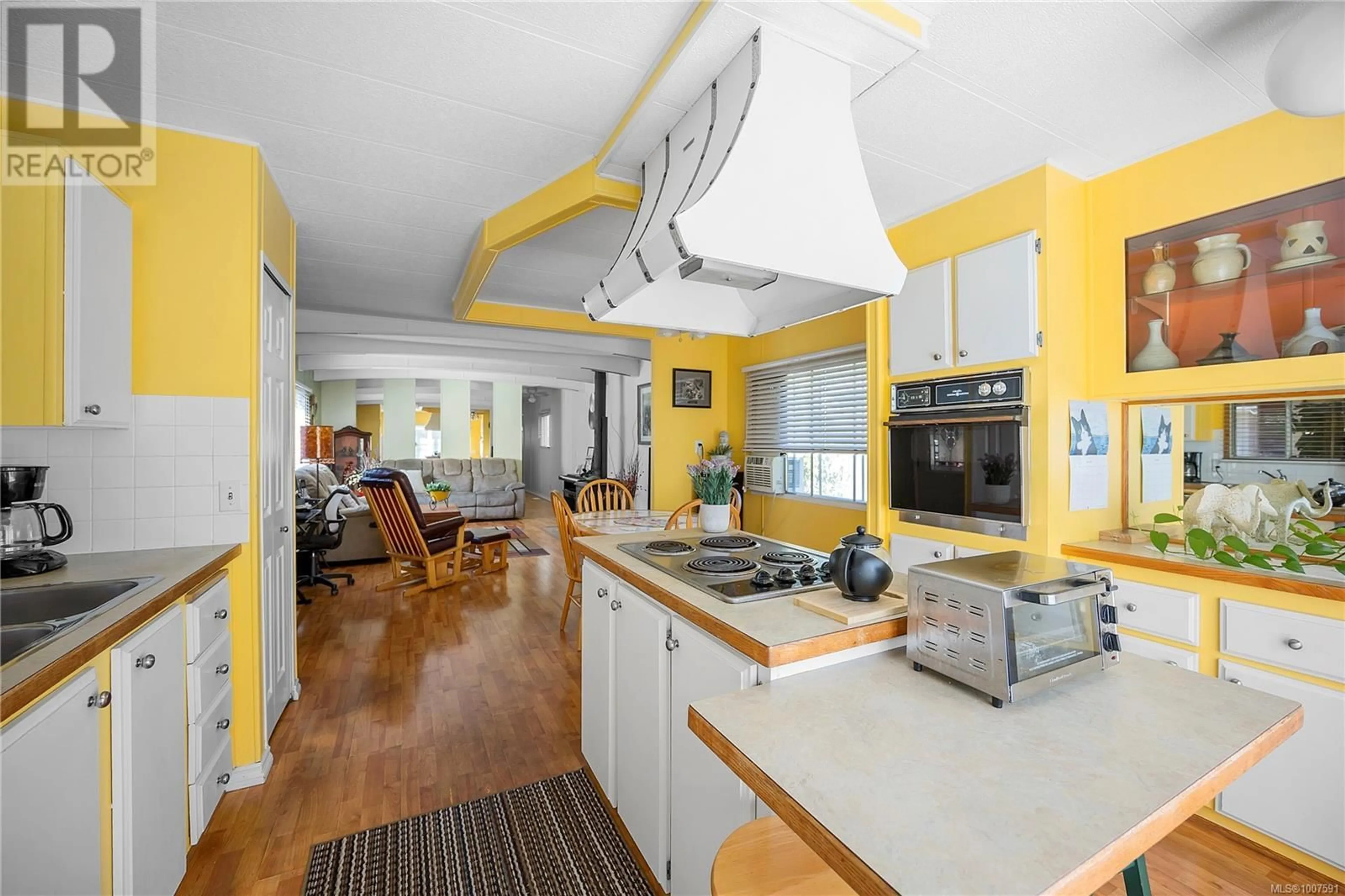Open concept kitchen, unknown for 6011 PINE RIDGE CRESCENT, Nanaimo British Columbia V9T2N8