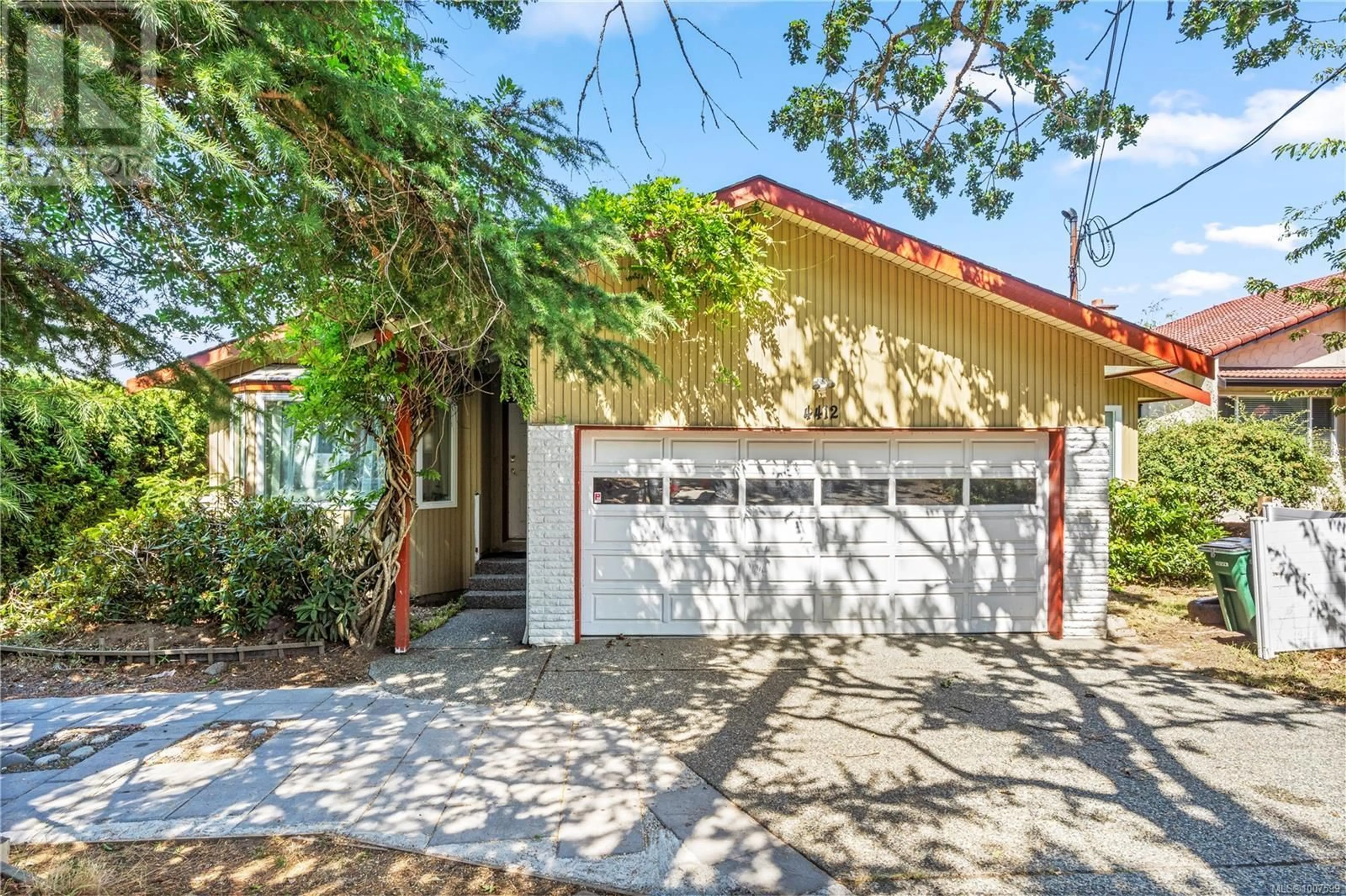 Unknown for 4412 TYNDALL AVENUE, Saanich British Columbia V8N3S1