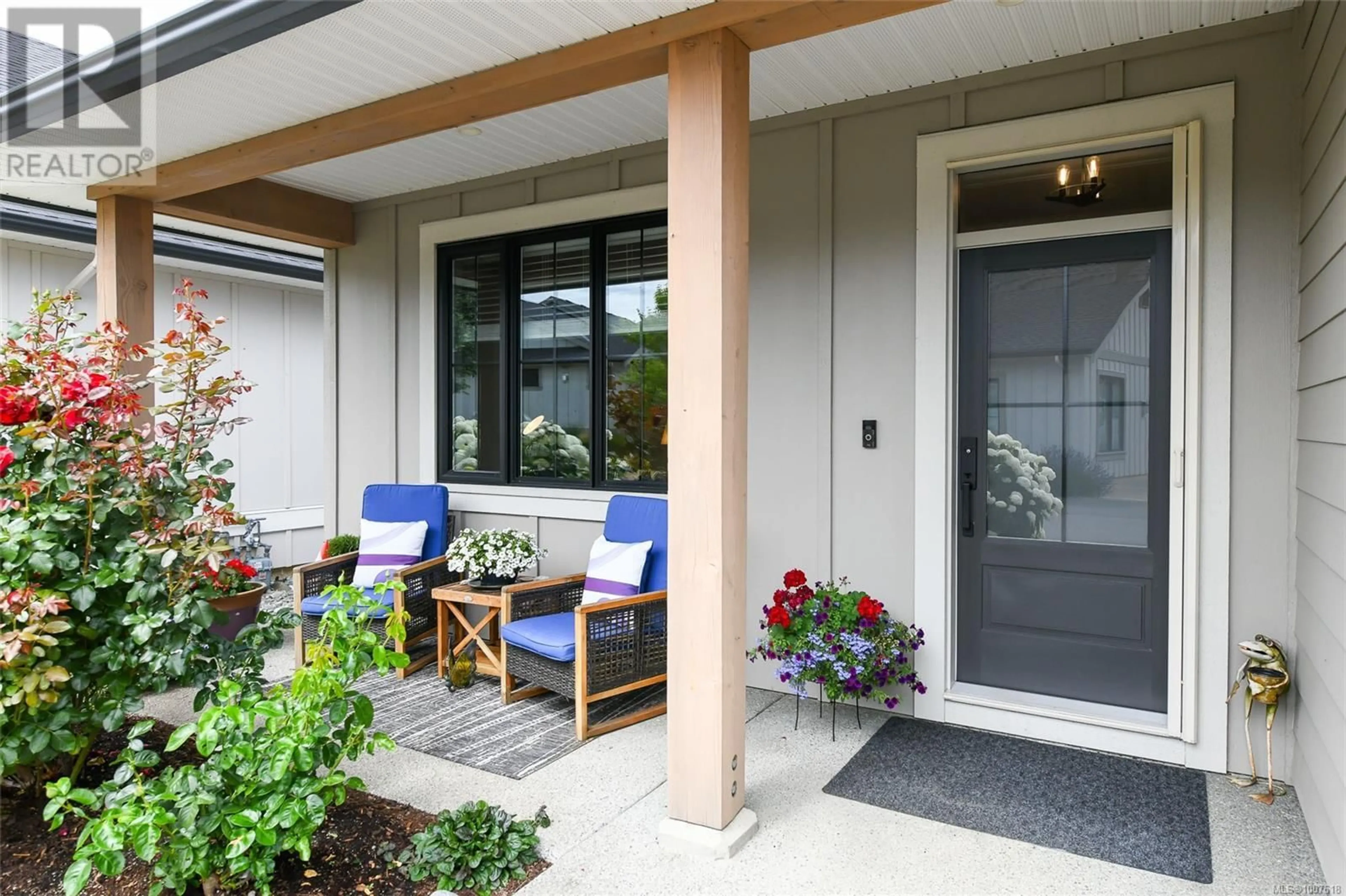 Patio, street for 105 - 4098 BUCKSTONE ROAD, Courtenay British Columbia V9N0H2