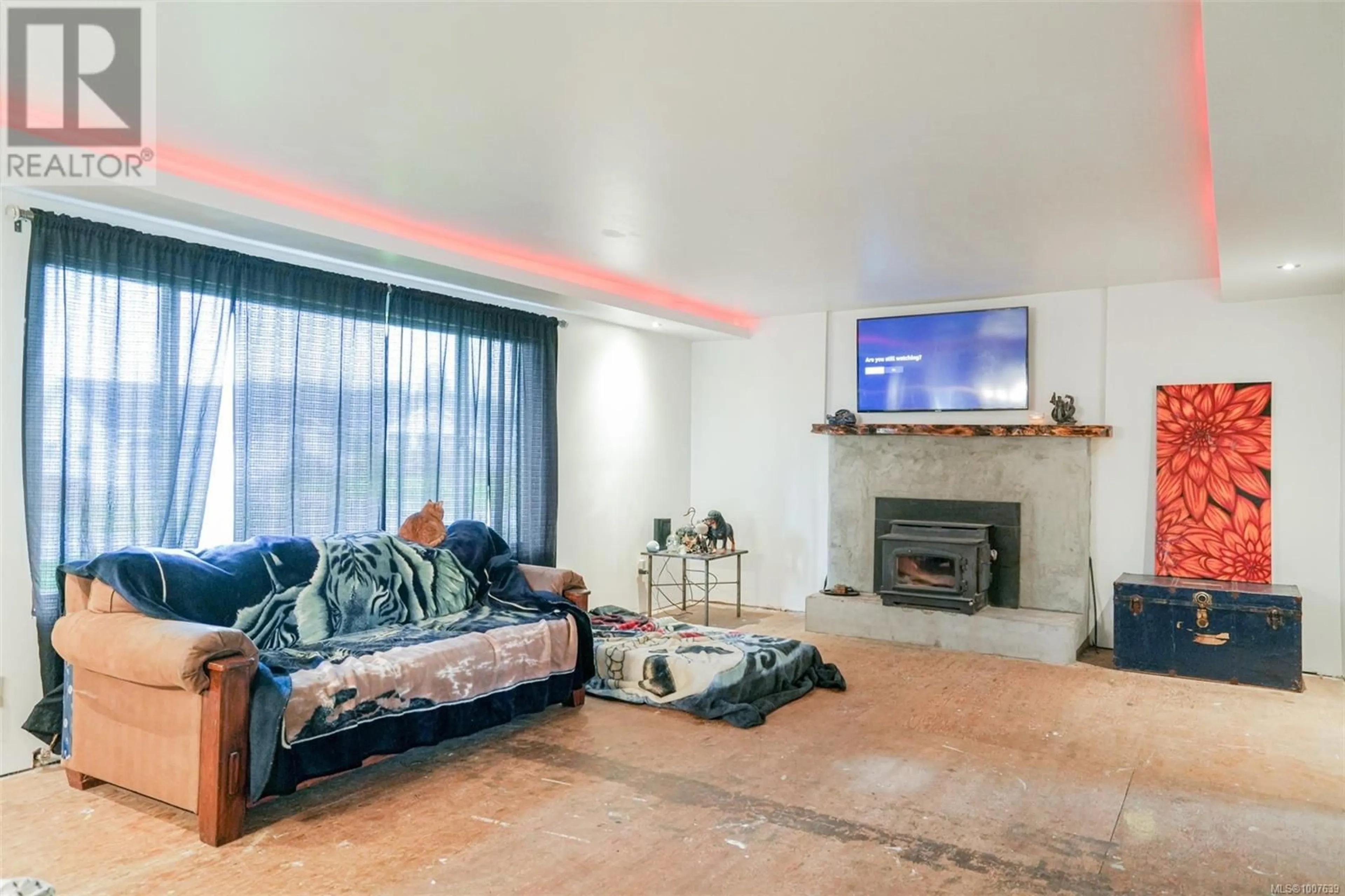 Living room with furniture, unknown for 3063 NIXON STREET, Port Alberni British Columbia V9Y8S2