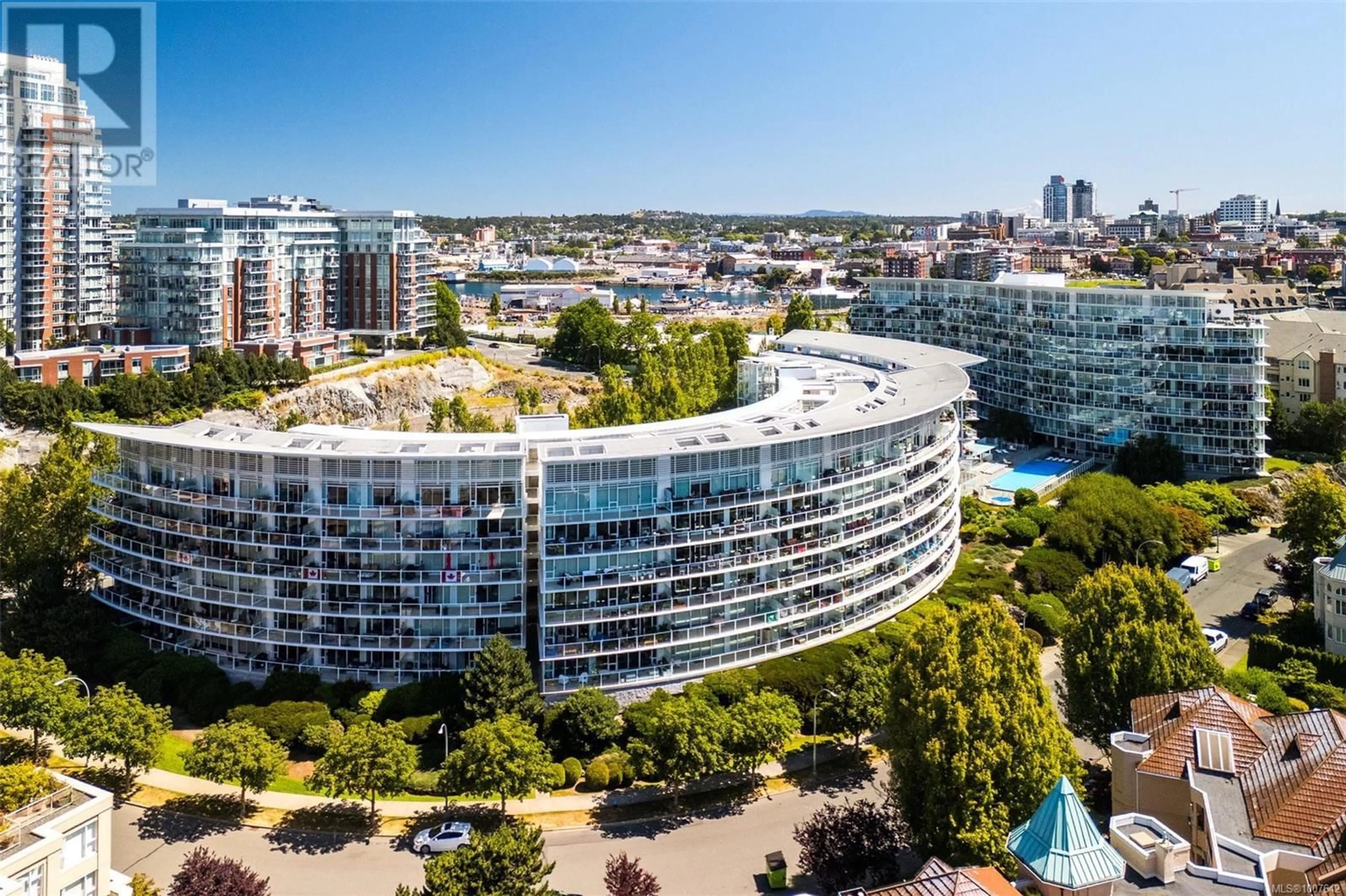 A pic from outside/outdoor area/front of a property/back of a property/a pic from drone, city buildings view from balcony for 118 - 68 SONGHEES ROAD, Victoria British Columbia V9A0A3