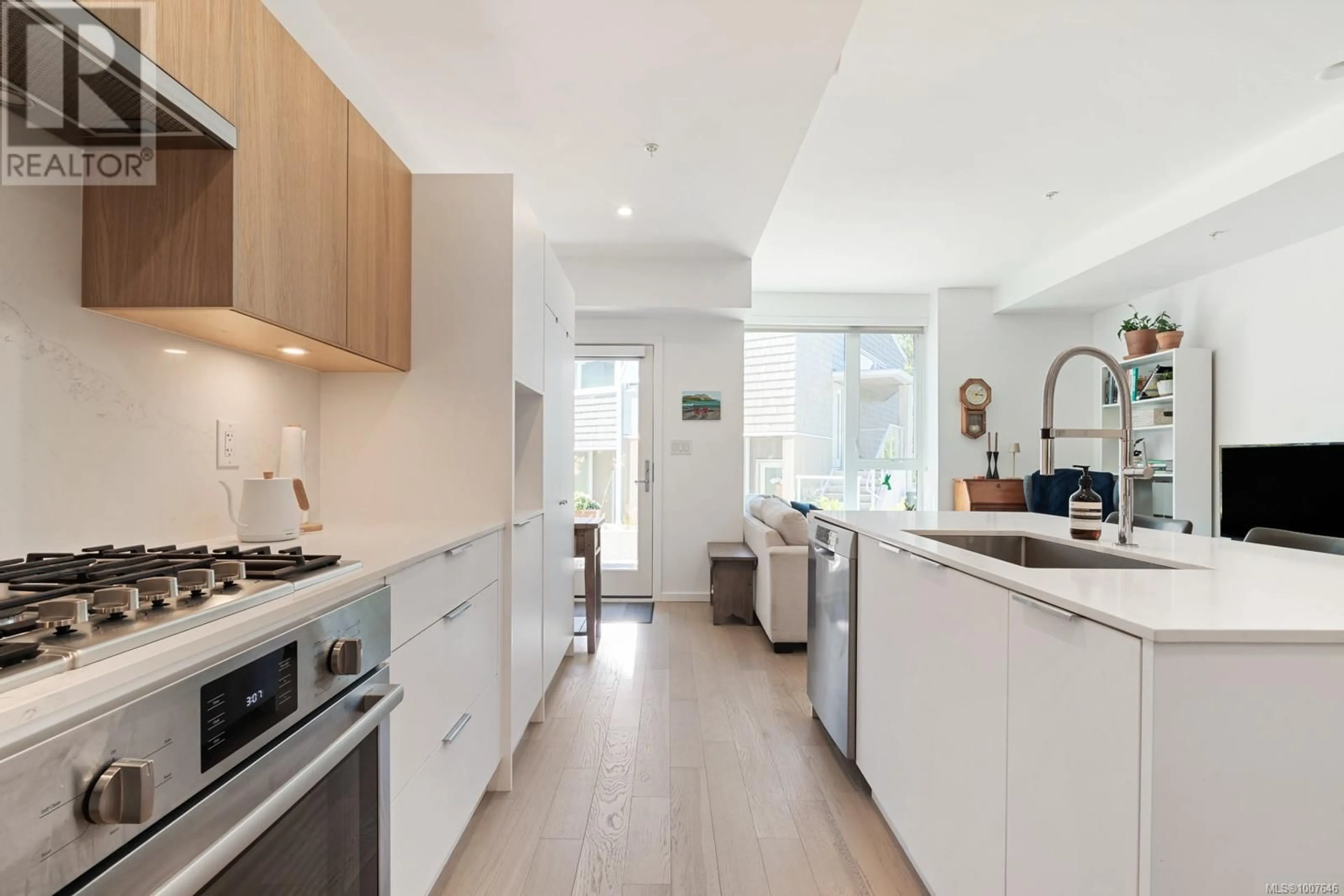 Open concept kitchen, unknown for 103 - 1720 FAIRFIELD ROAD, Victoria British Columbia V8S1G3