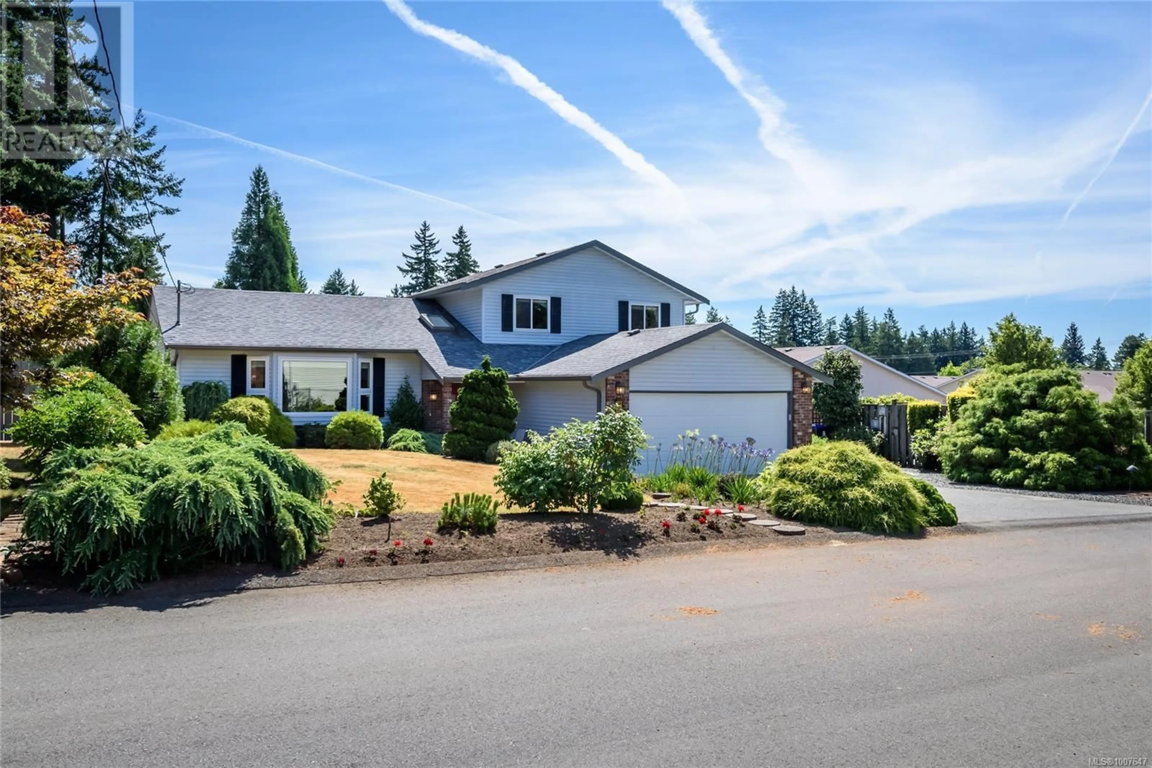 Unknown for 2069 GULL AVENUE, Comox British Columbia V9M1L5