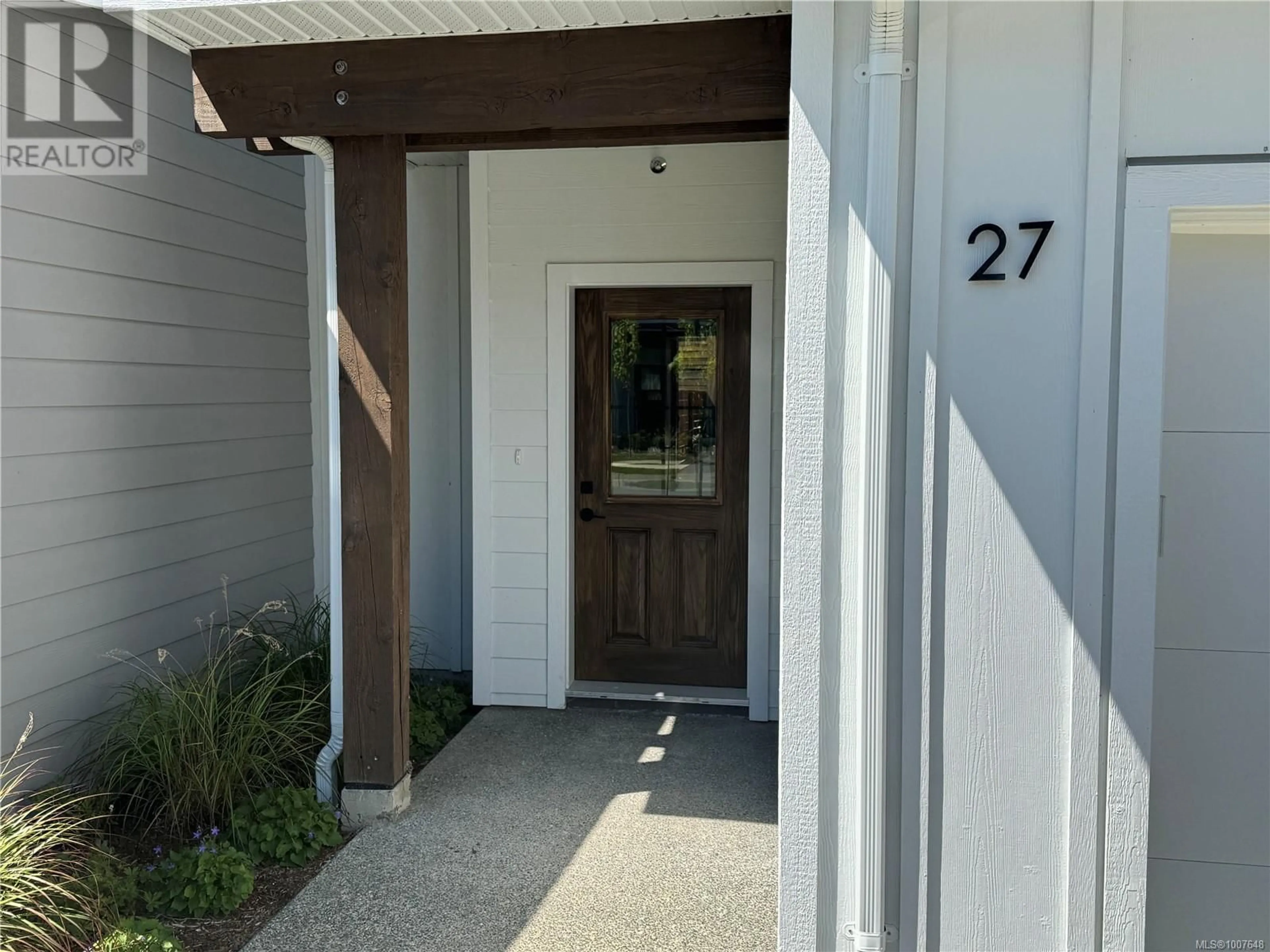 Indoor entryway for 27 - 1090 EVERGREEN ROAD, Campbell River British Columbia V9W3R9