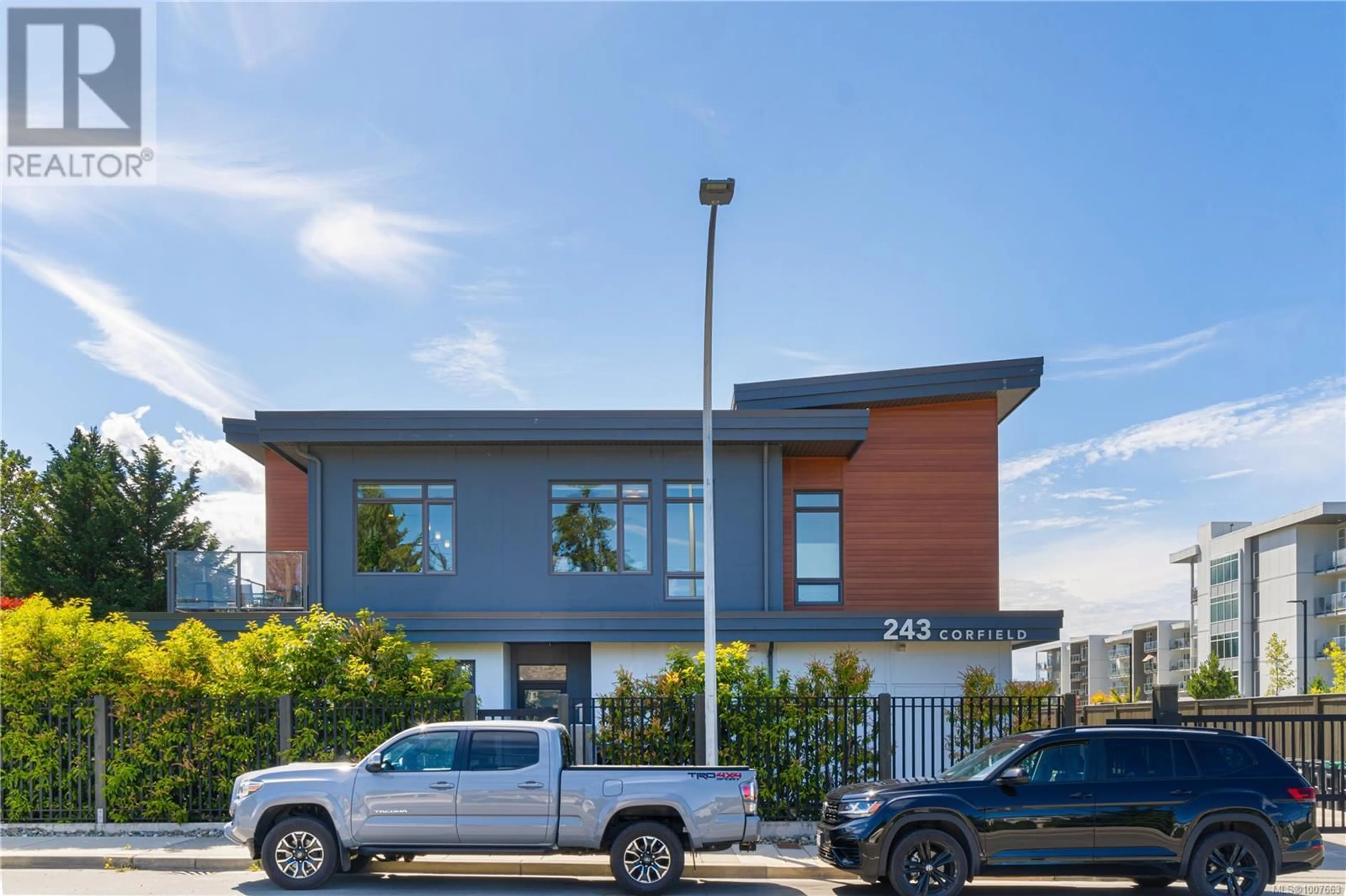 Home with brick exterior material, street for 5 - 243 CORFIELD STREET SOUTH, Parksville British Columbia V9P1M3