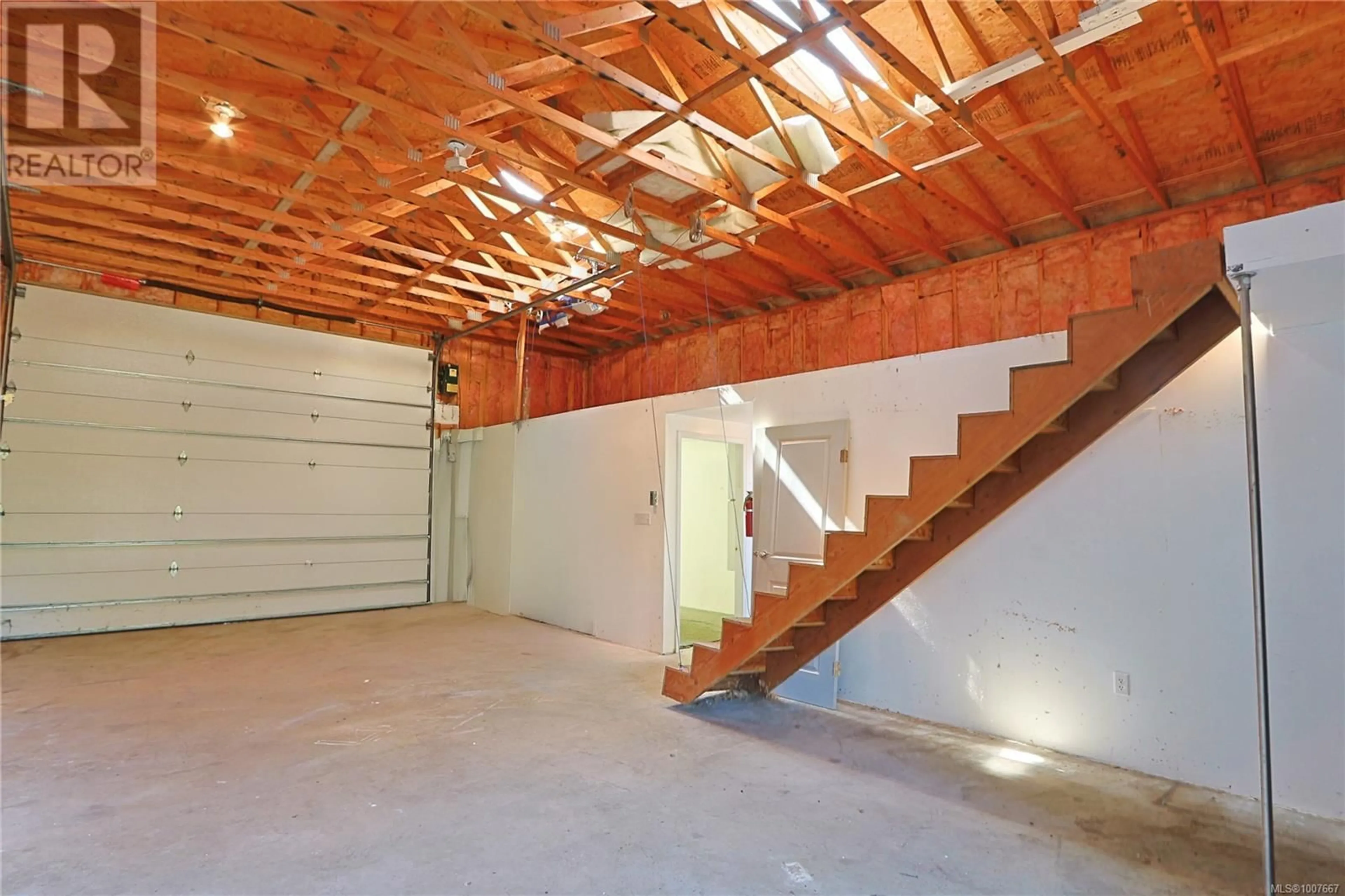 Indoor garage for 2958 PICKFORD ROAD, Colwood British Columbia V9B2K7