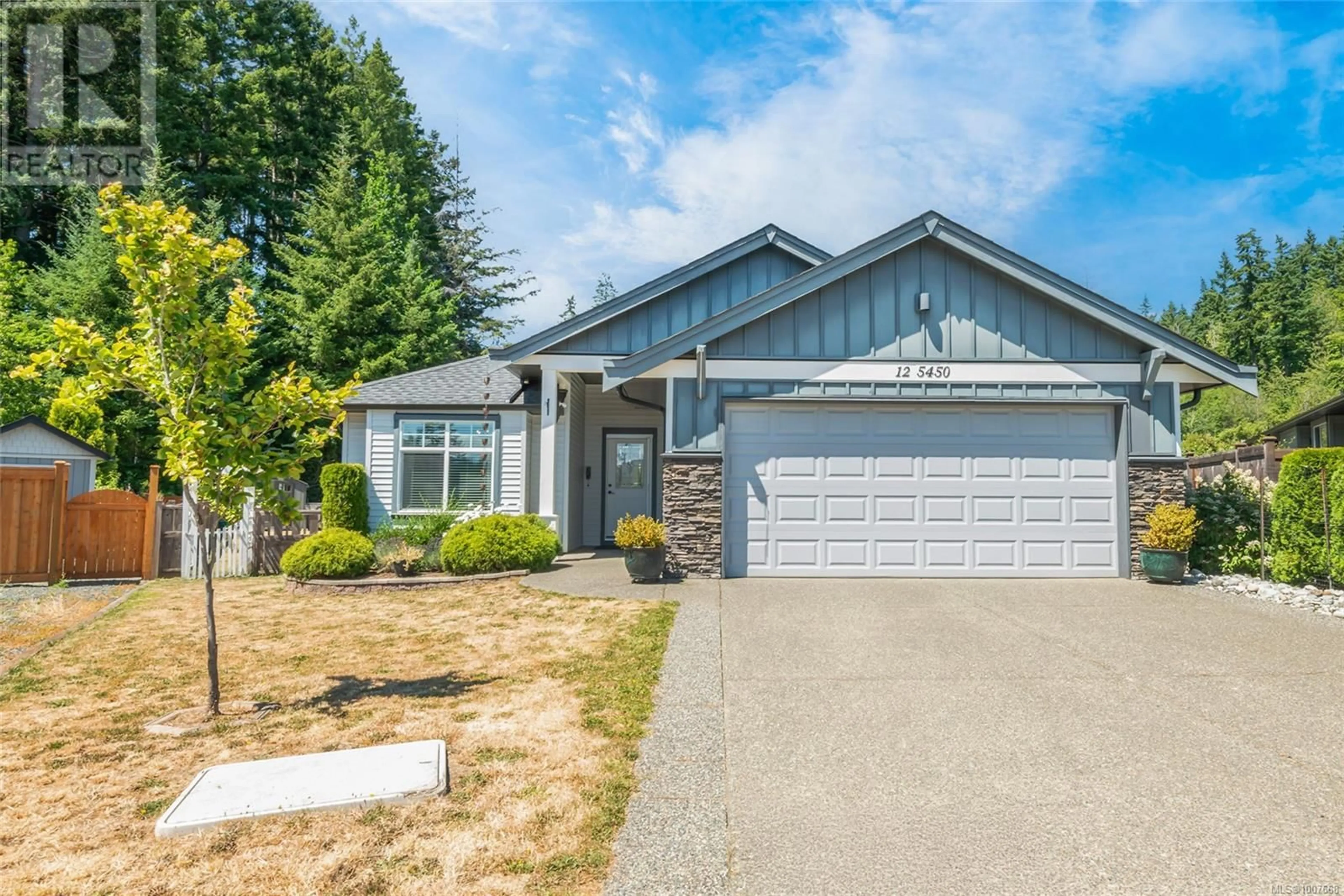 Home with vinyl exterior material, street for 12 - 5450 TOMSWOOD ROAD, Port Alberni British Columbia V9Y0B4