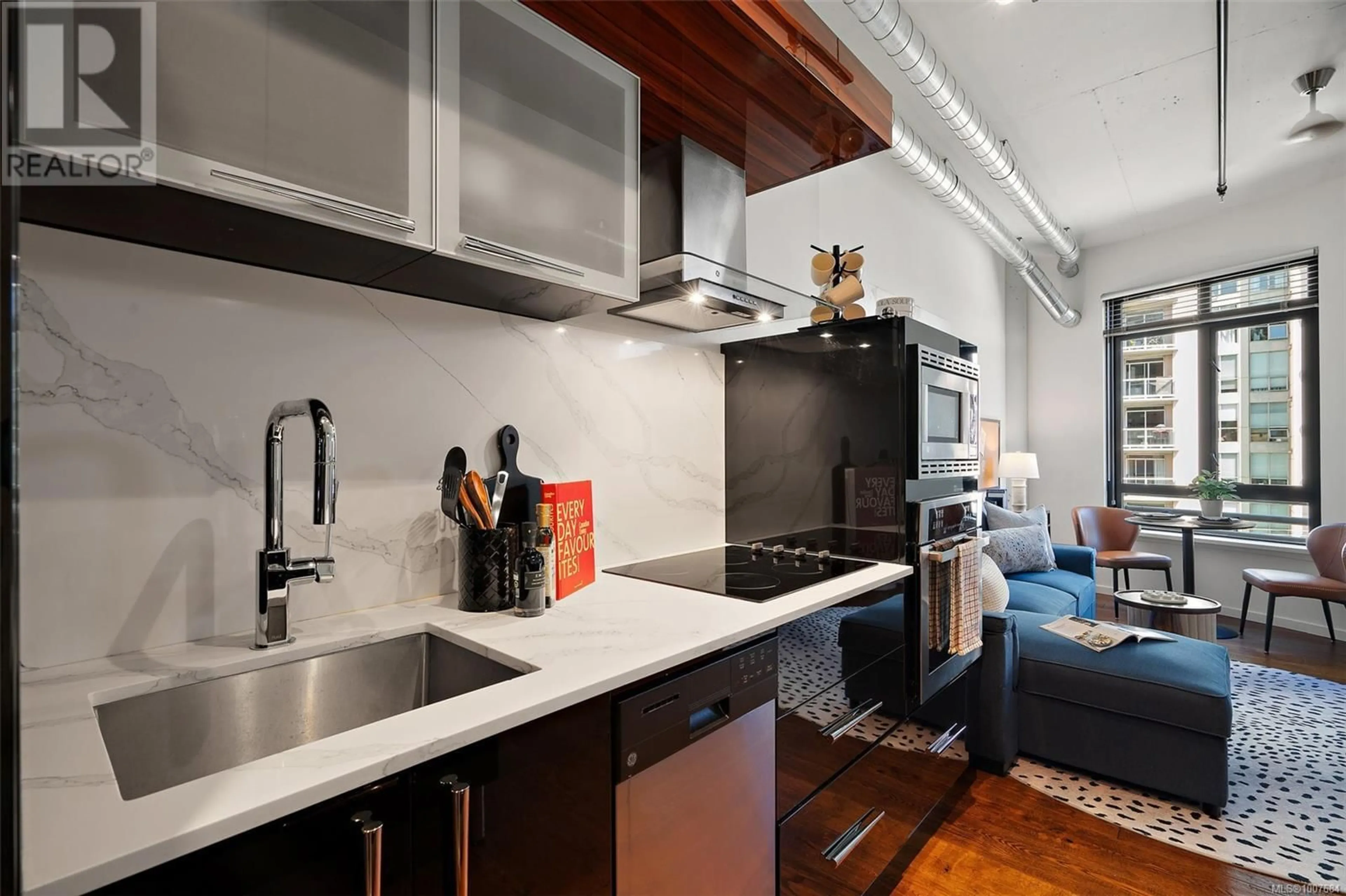 Unknown for 511 - 1029 VIEW STREET, Victoria British Columbia V8V4Y3