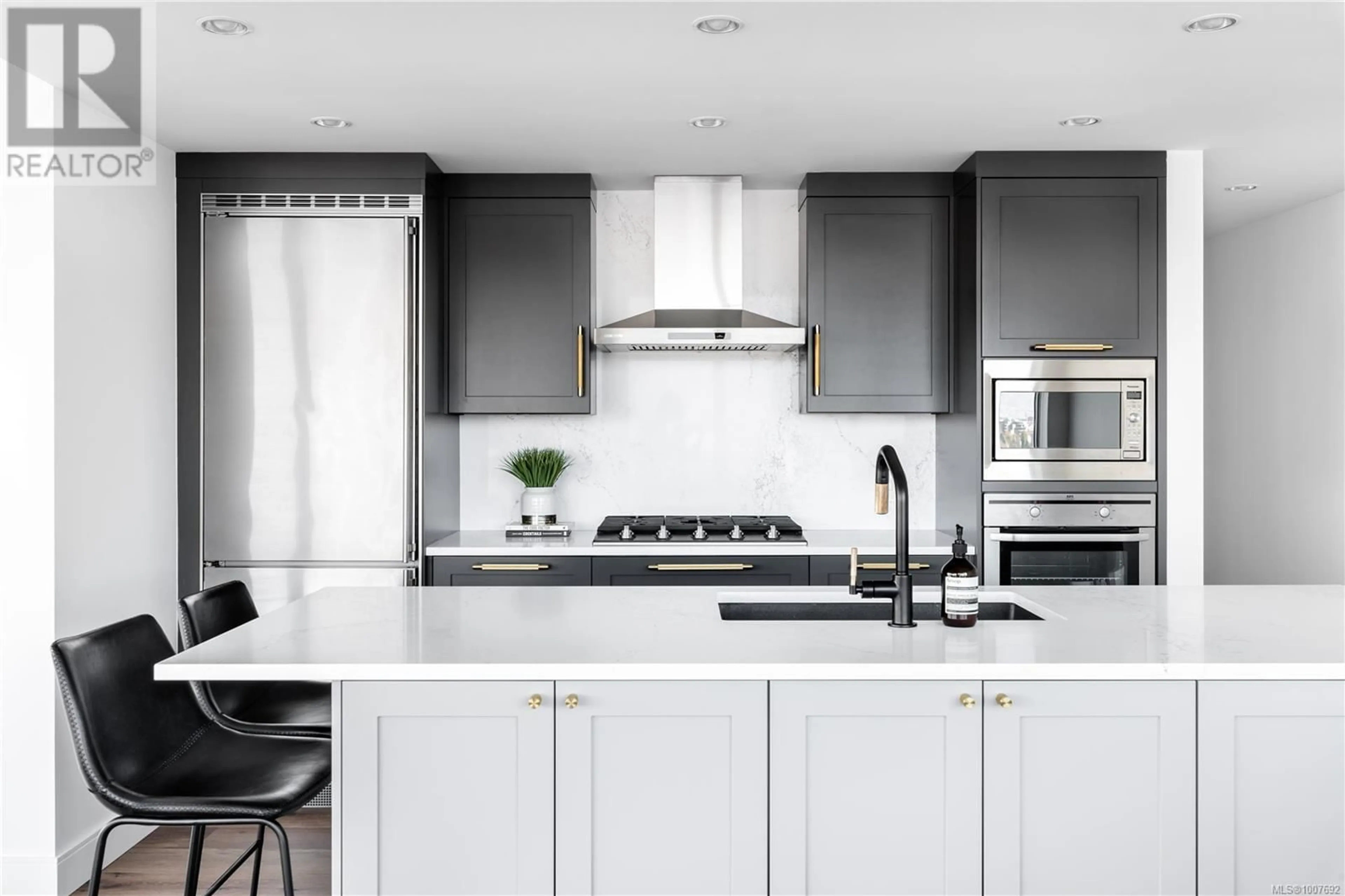 Contemporary kitchen, ceramic/tile floor for 1105 - 707 COURTNEY STREET, Victoria British Columbia V8W0A9