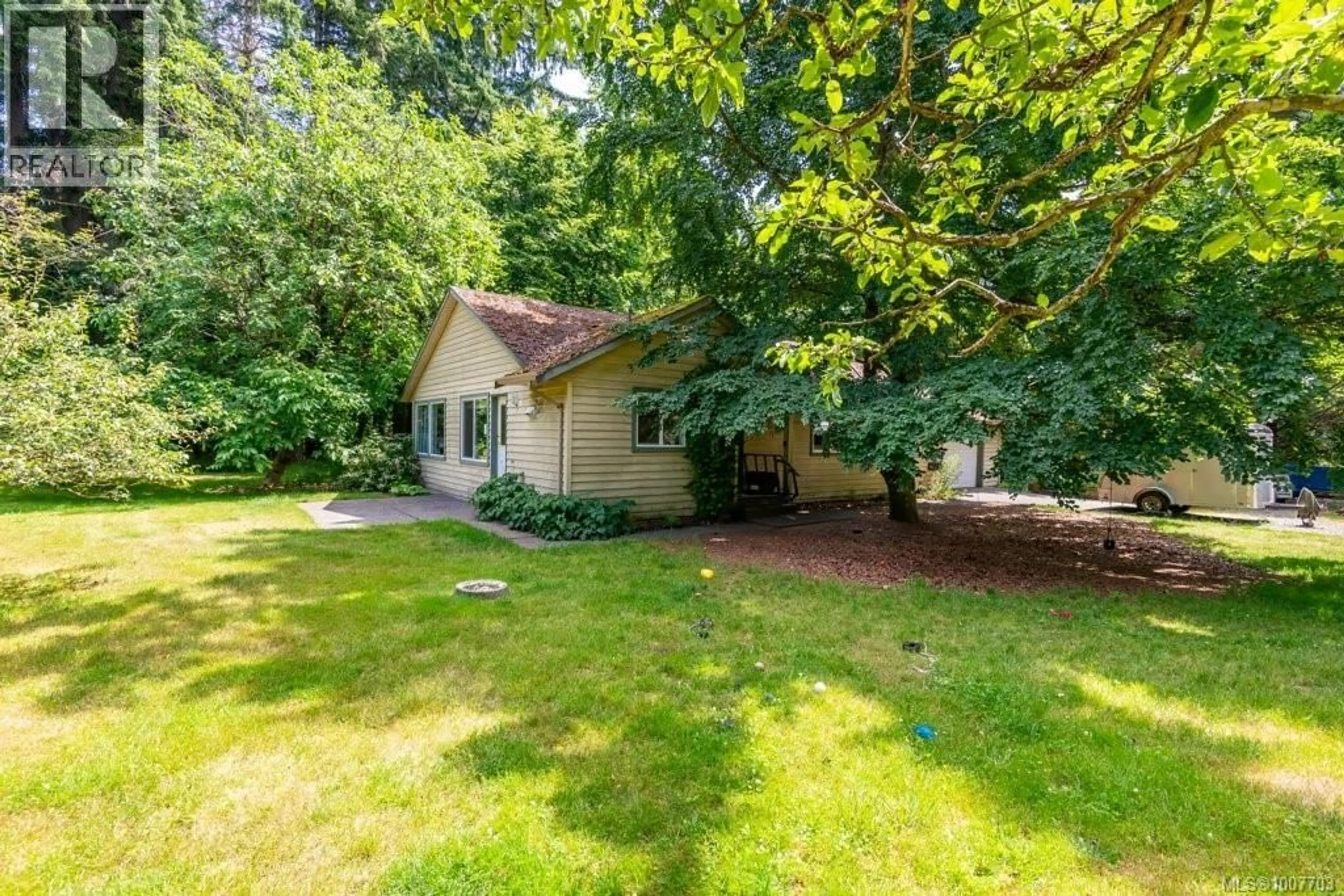 Unknown for 3951 FORBIDDEN PLATEAU ROAD, Courtenay British Columbia V9J1P9