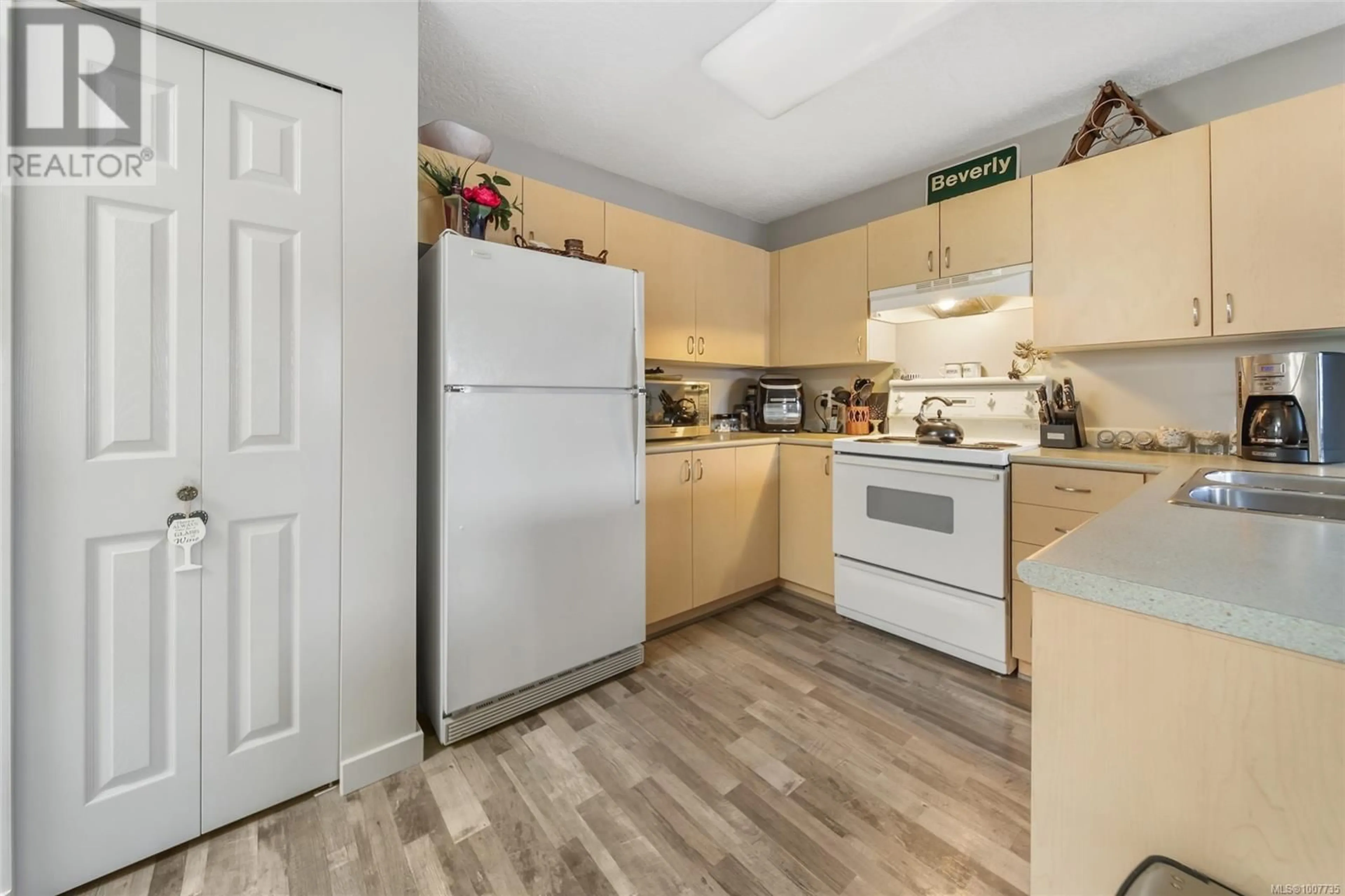Standard kitchen, unknown for 411 - 3855 11TH AVENUE, Port Alberni British Columbia V9Y4Z2
