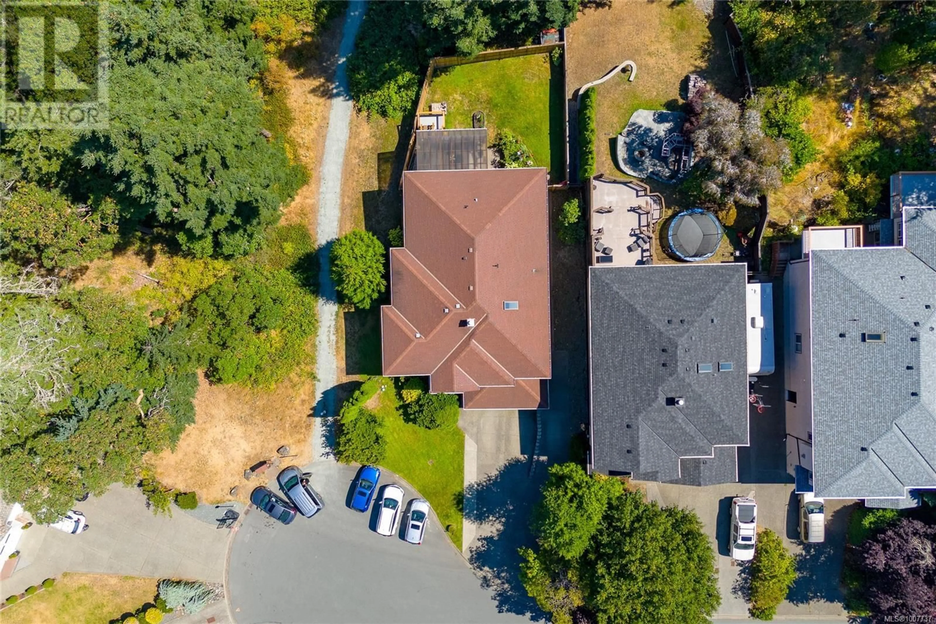 A pic from outside/outdoor area/front of a property/back of a property/a pic from drone, street for 2031 GOURMAN PLACE, Langford British Columbia V9B6A9