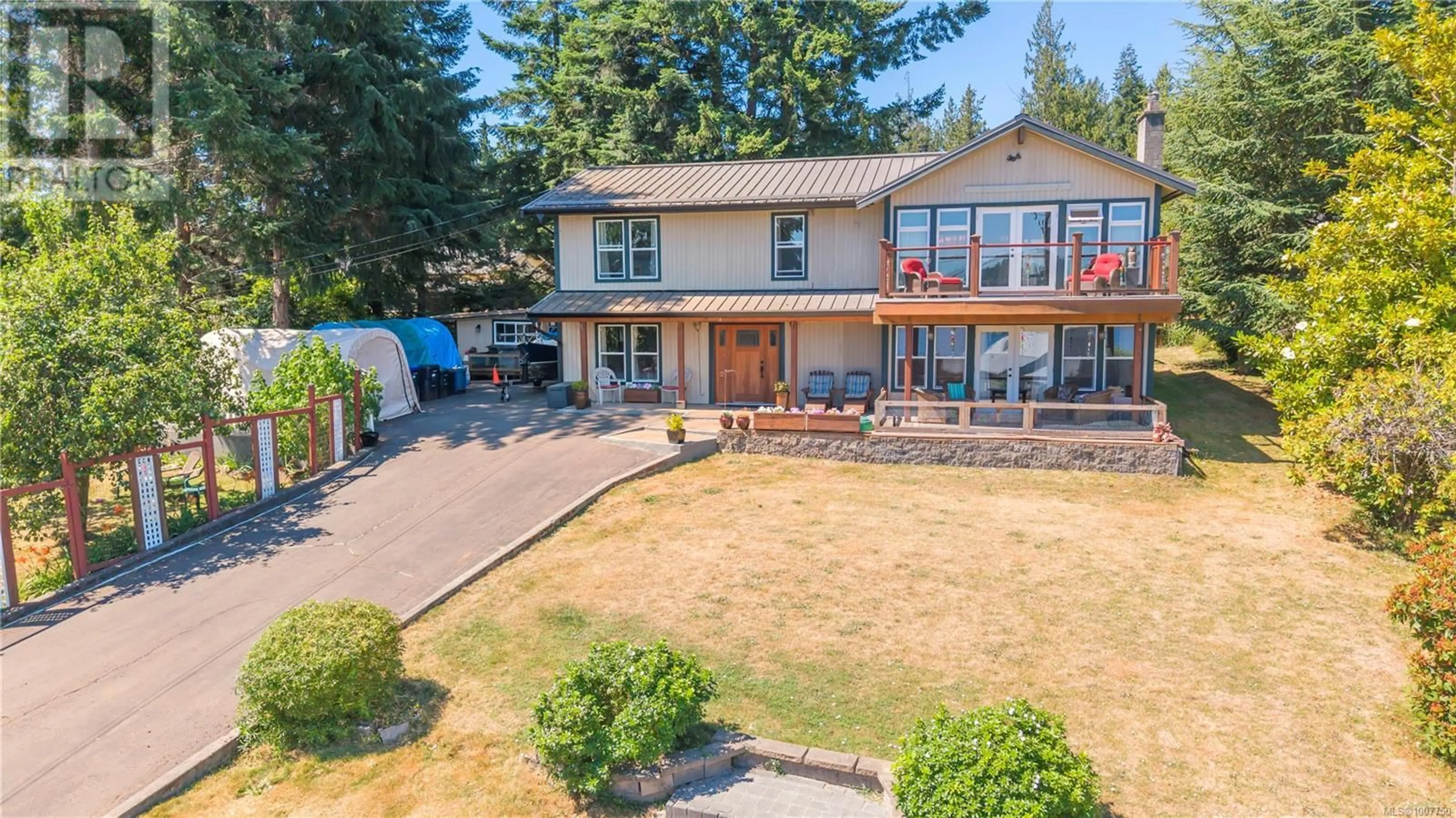 A pic from outside/outdoor area/front of a property/back of a property/a pic from drone, water/lake/river/ocean view for 1671 FAWCETT ROAD, Nanaimo British Columbia V9X1P2