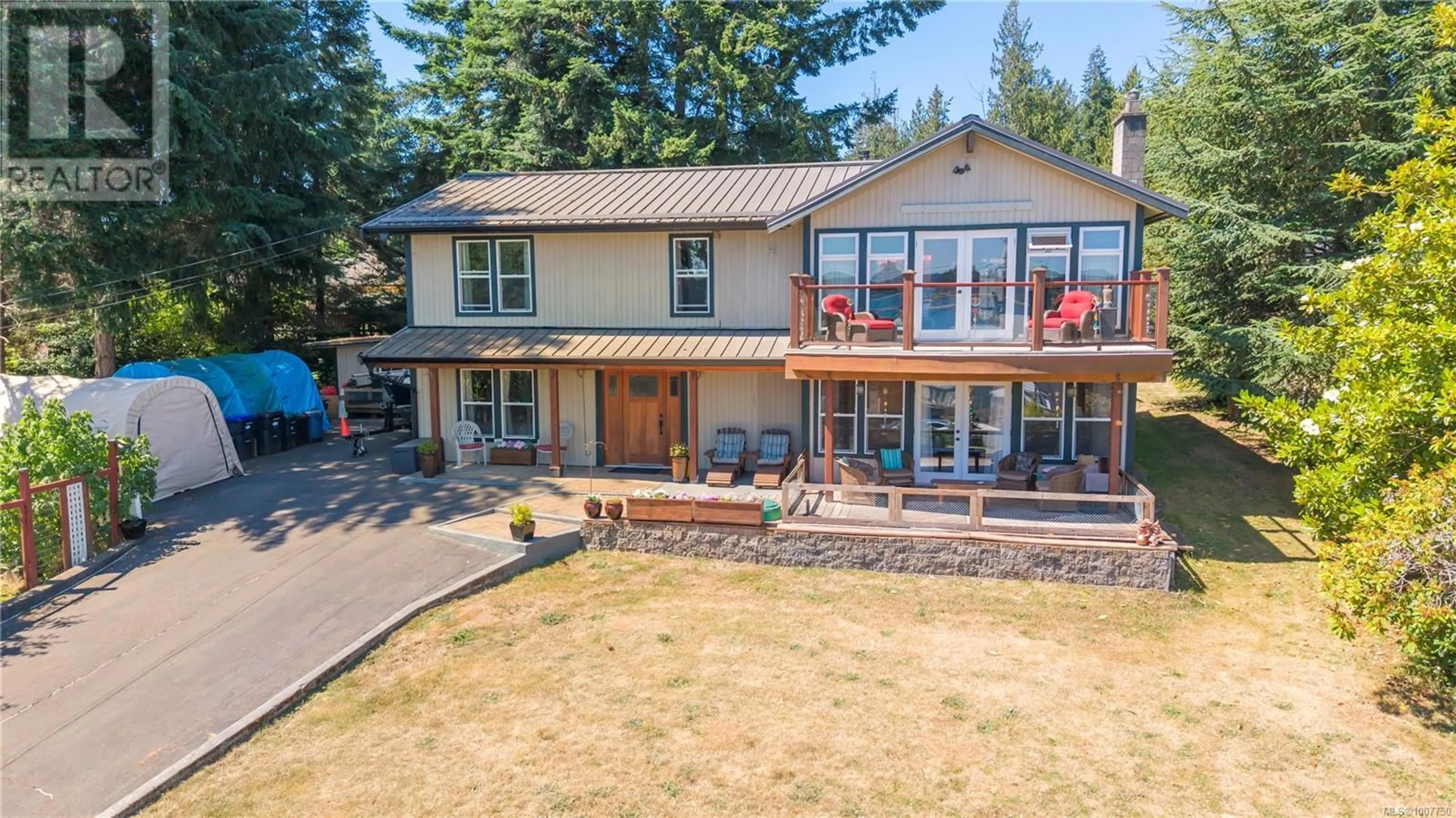 A pic from outside/outdoor area/front of a property/back of a property/a pic from drone, water/lake/river/ocean view for 1671 FAWCETT ROAD, Nanaimo British Columbia V9X1P2