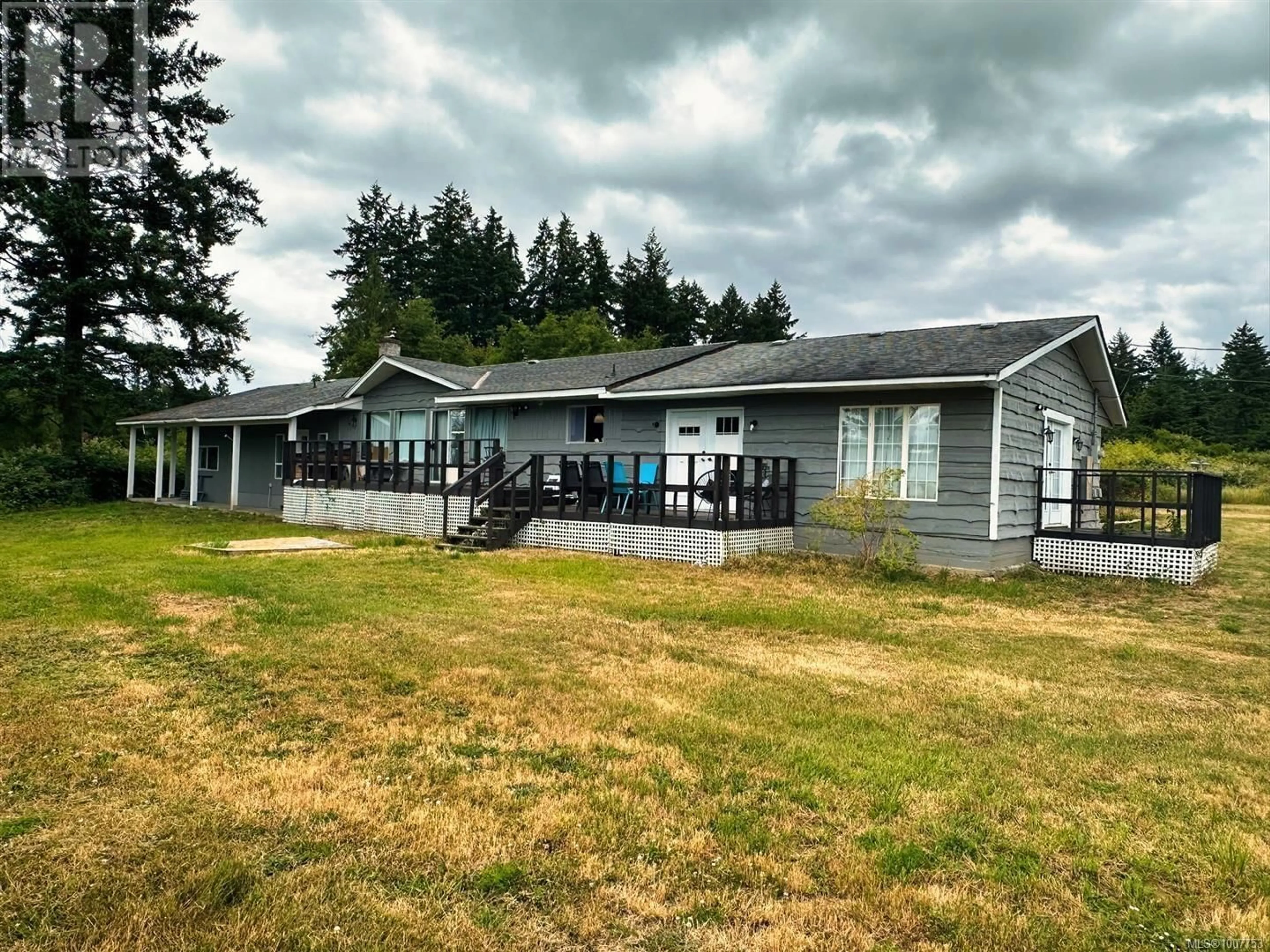 A pic from outside/outdoor area/front of a property/back of a property/a pic from drone, building for 4970 WILSON ROAD, Duncan British Columbia V9L6L5