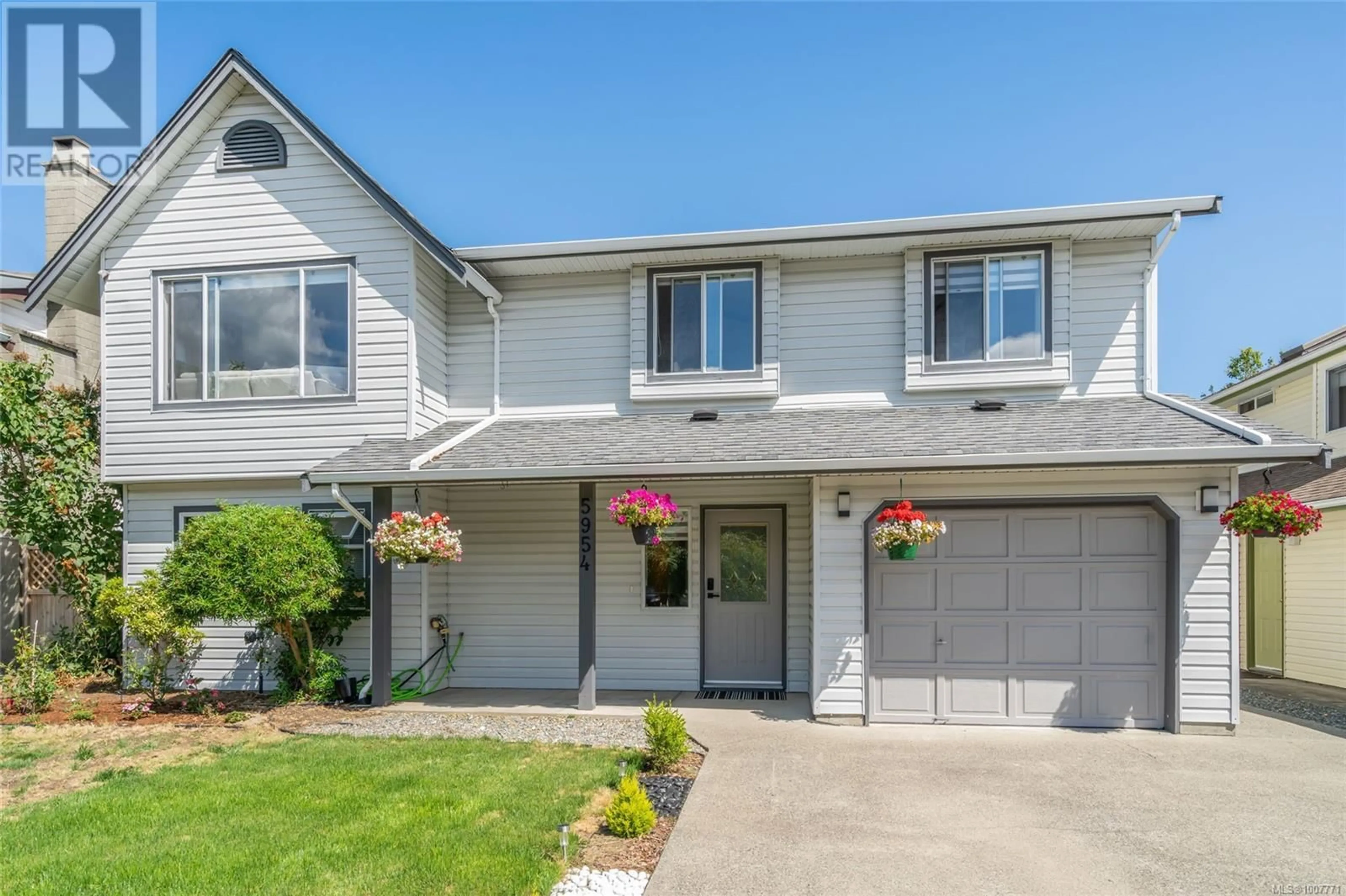 Home with vinyl exterior material, street for 5954 BROADWAY ROAD, Nanaimo British Columbia V9V1C9