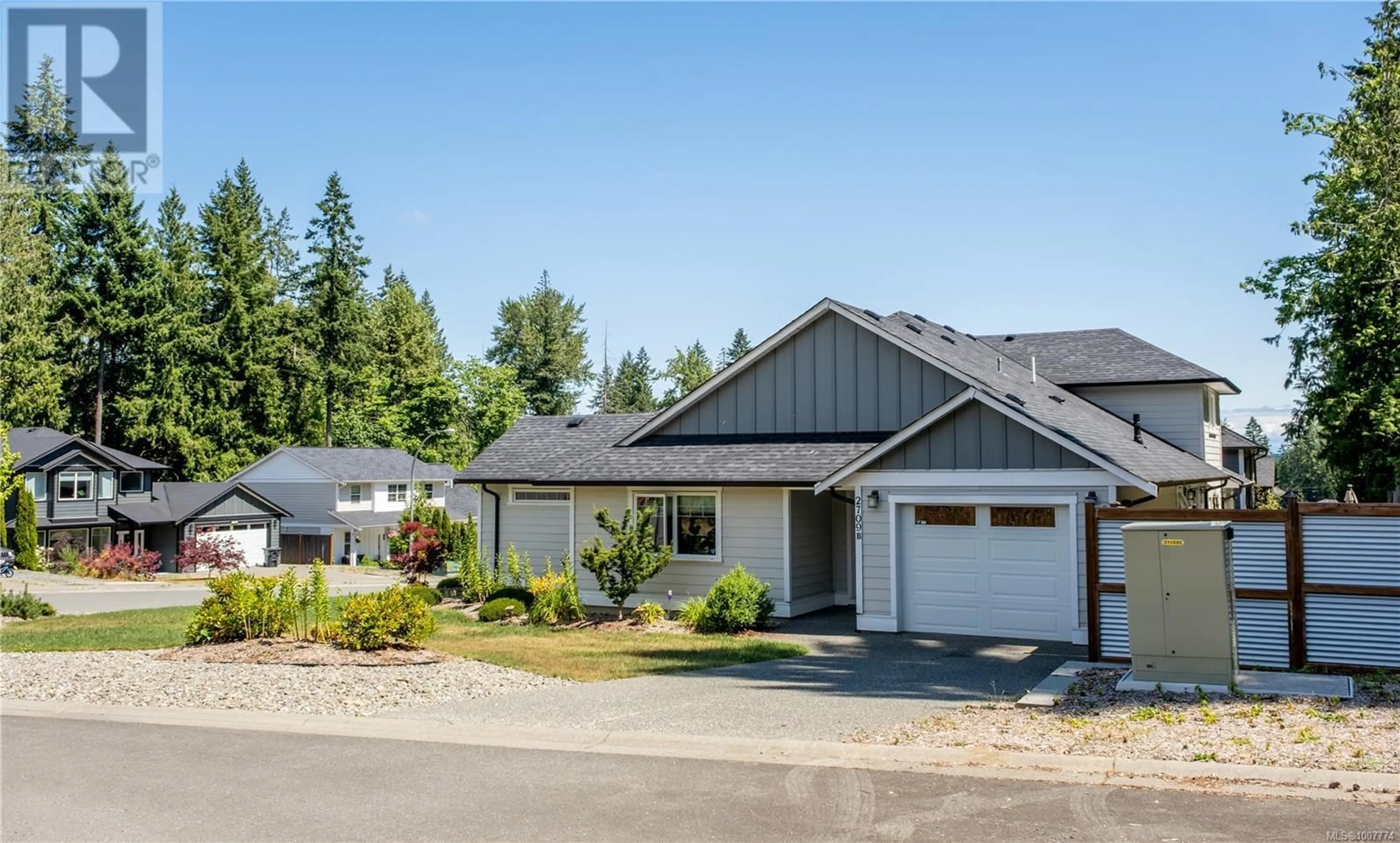 Home with vinyl exterior material, street for B - 2709 BICKLE STREET, Courtenay British Columbia V9N0C8