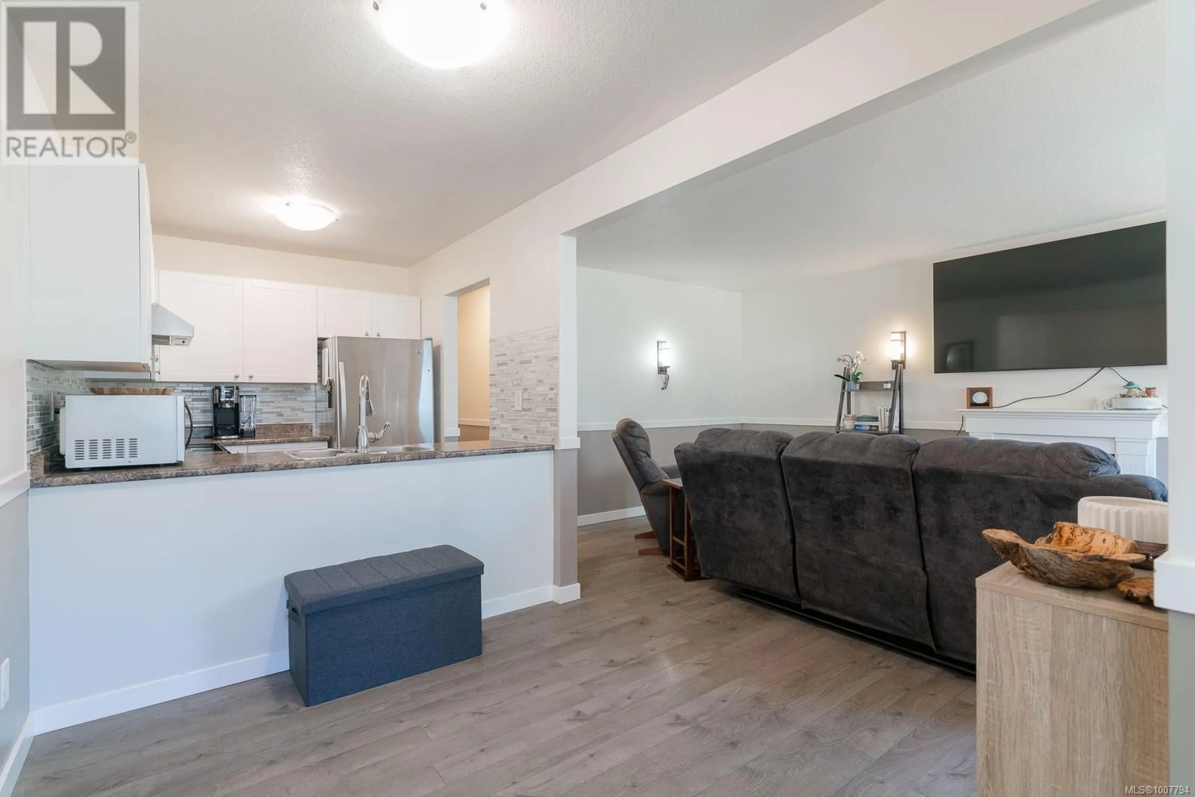 Open concept kitchen, unknown for 30 - 260 HARWELL ROAD, Nanaimo British Columbia V9R6V1