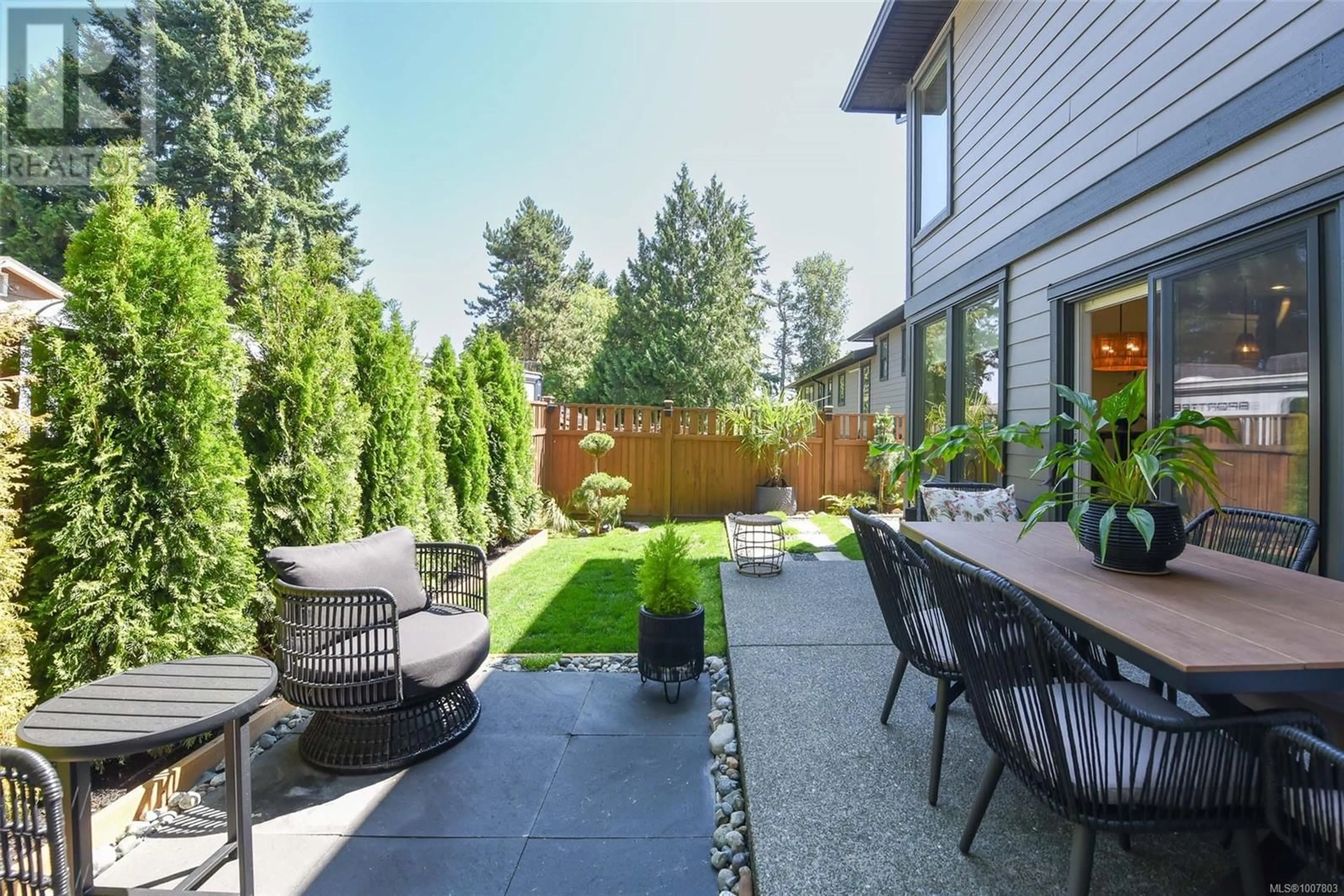 Patio, street for 2 - 468 ANDERTON ROAD, Comox British Columbia V9M2A5