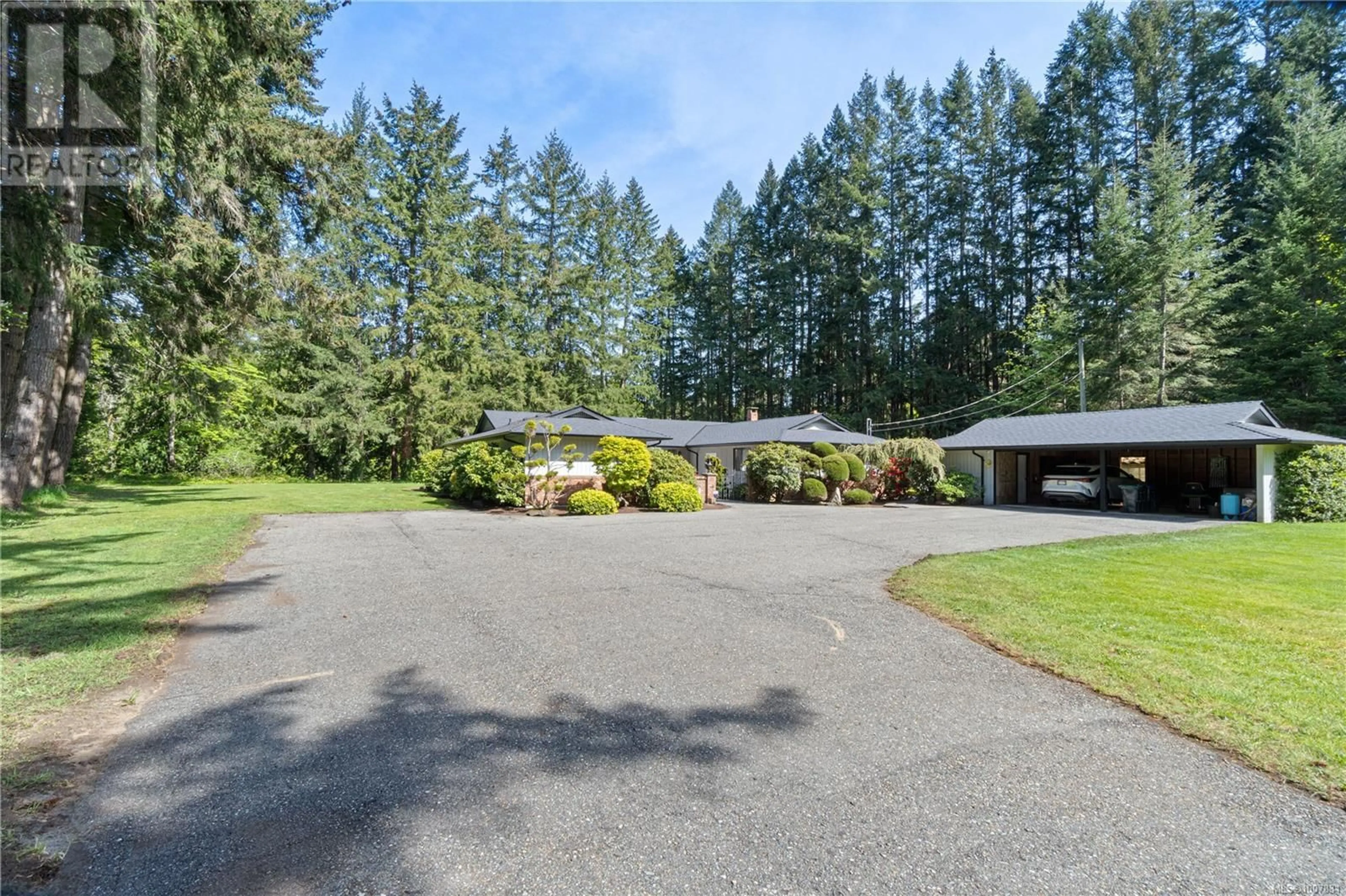 A pic from outside/outdoor area/front of a property/back of a property/a pic from drone, unknown for 578 WAIN ROAD, Parksville British Columbia V9P1R1