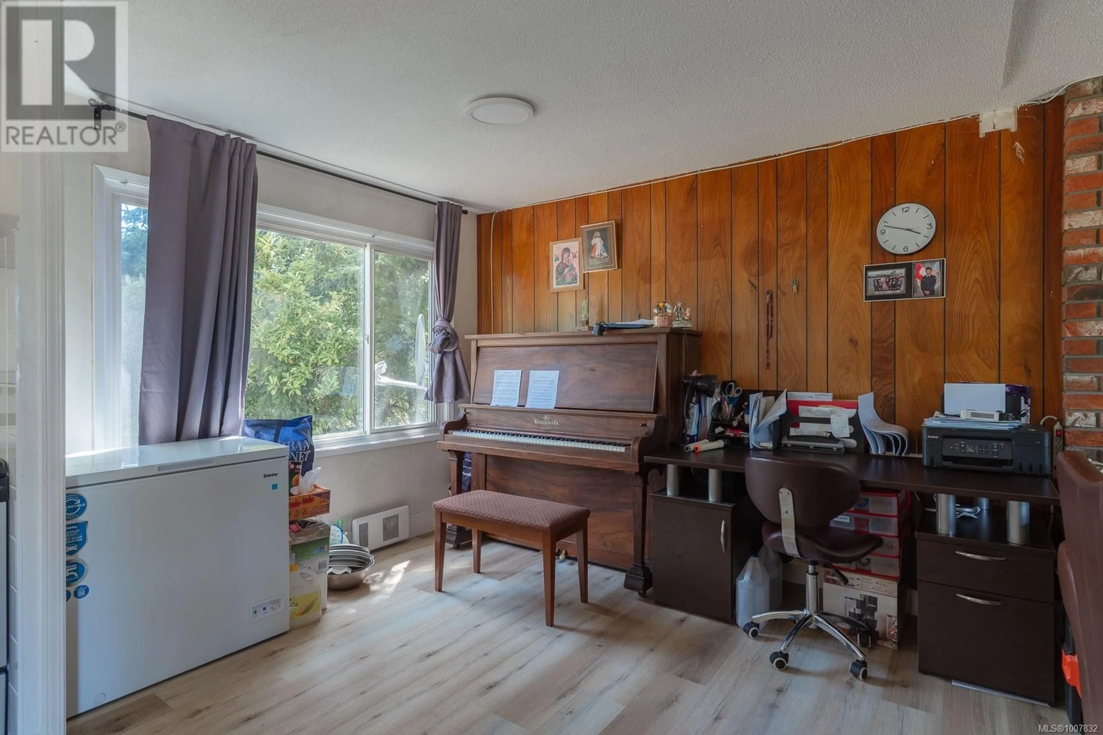 A pic of a room for 7405 LANTZVILLE ROAD, Lantzville British Columbia V0R2H0