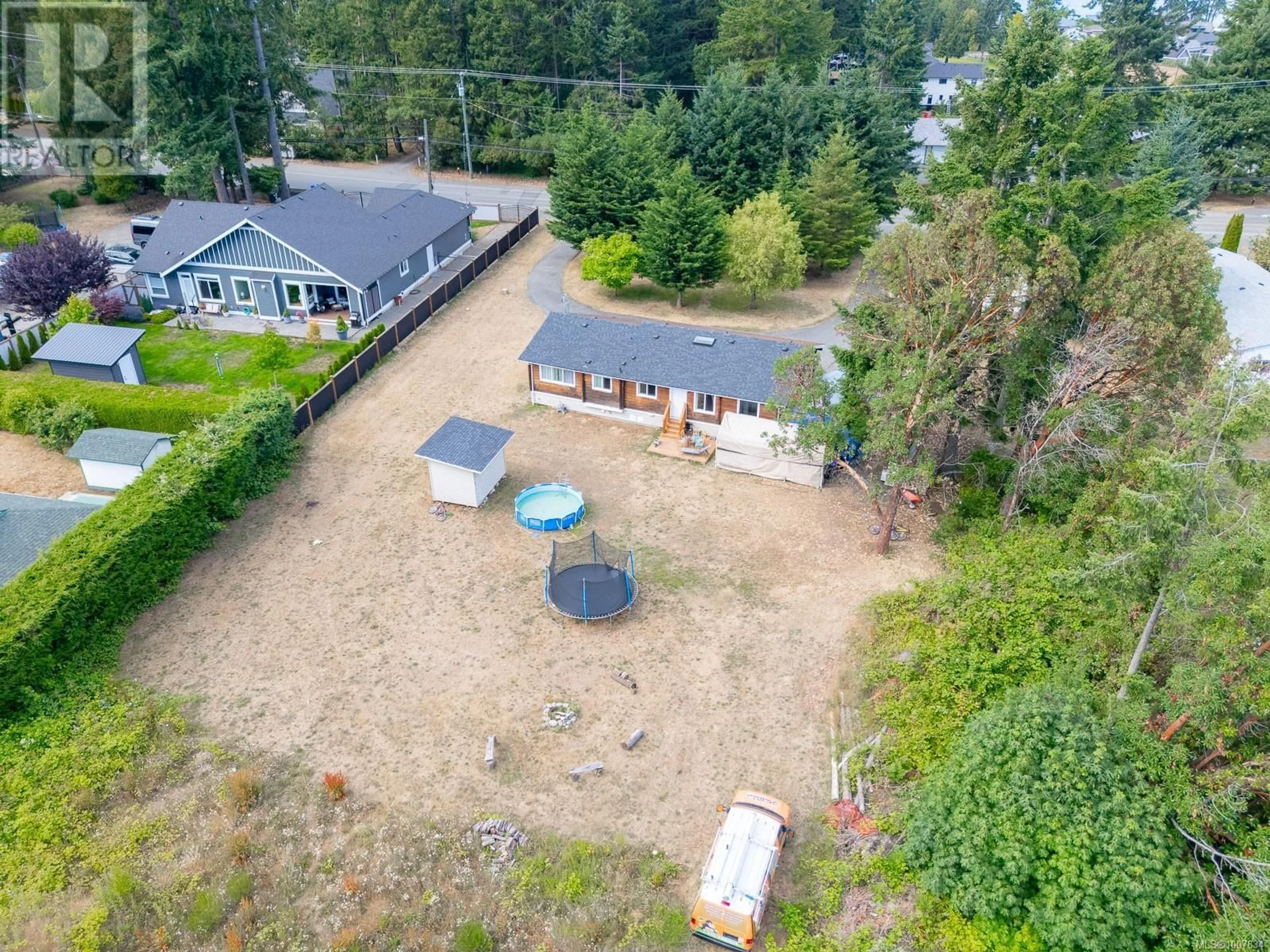 A pic from outside/outdoor area/front of a property/back of a property/a pic from drone, unknown for 7425 LANTZVILLE ROAD, Lantzville British Columbia V0R2H0